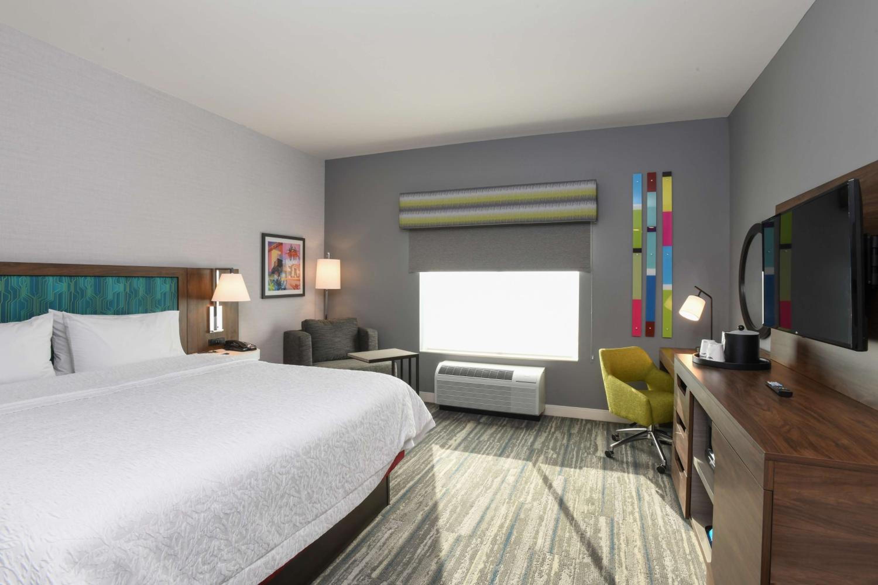 King Room - Hearing Access/Non-Smoking - Photo 3