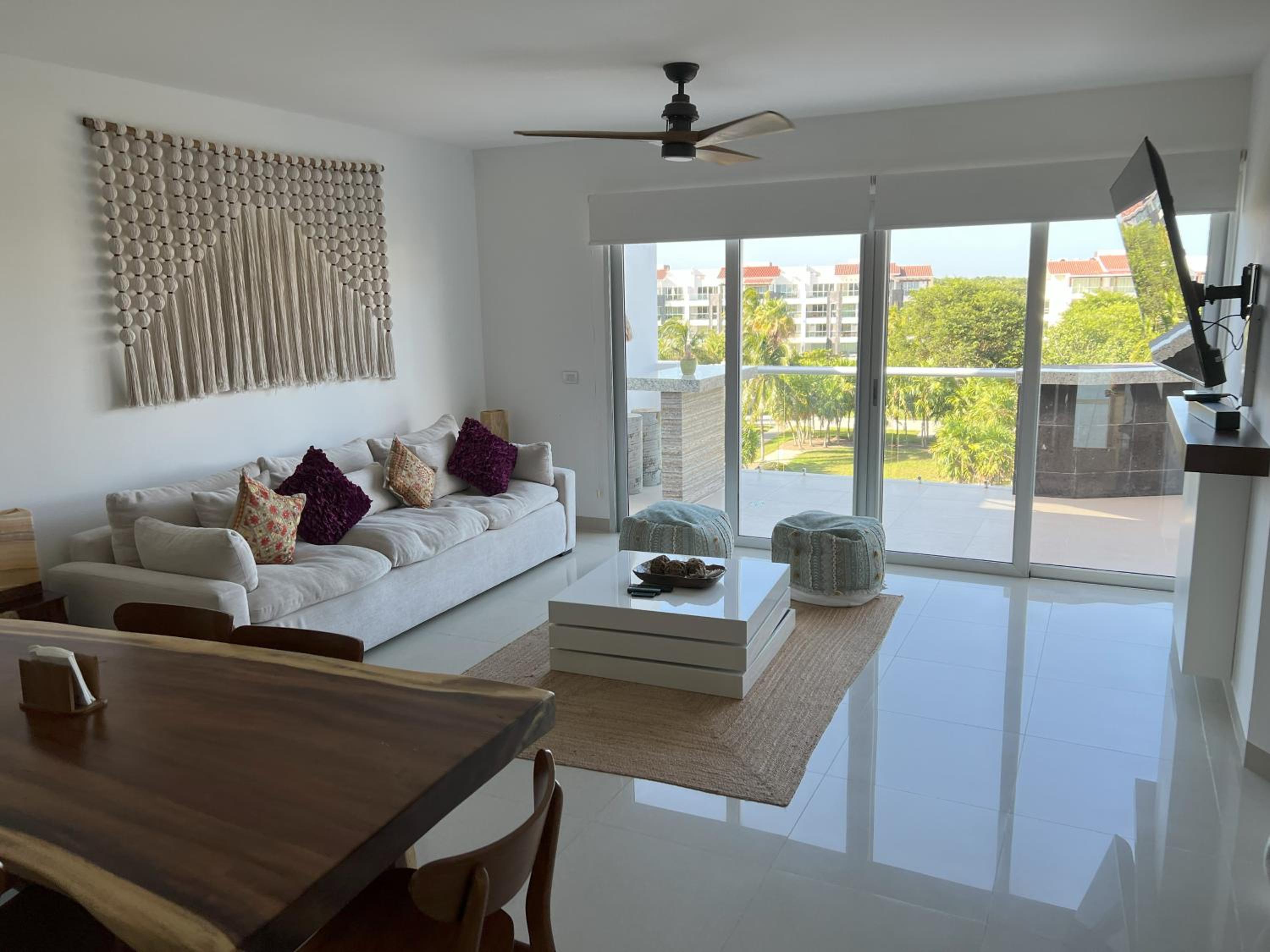 Two-Bedroom Apartment - Photo 3