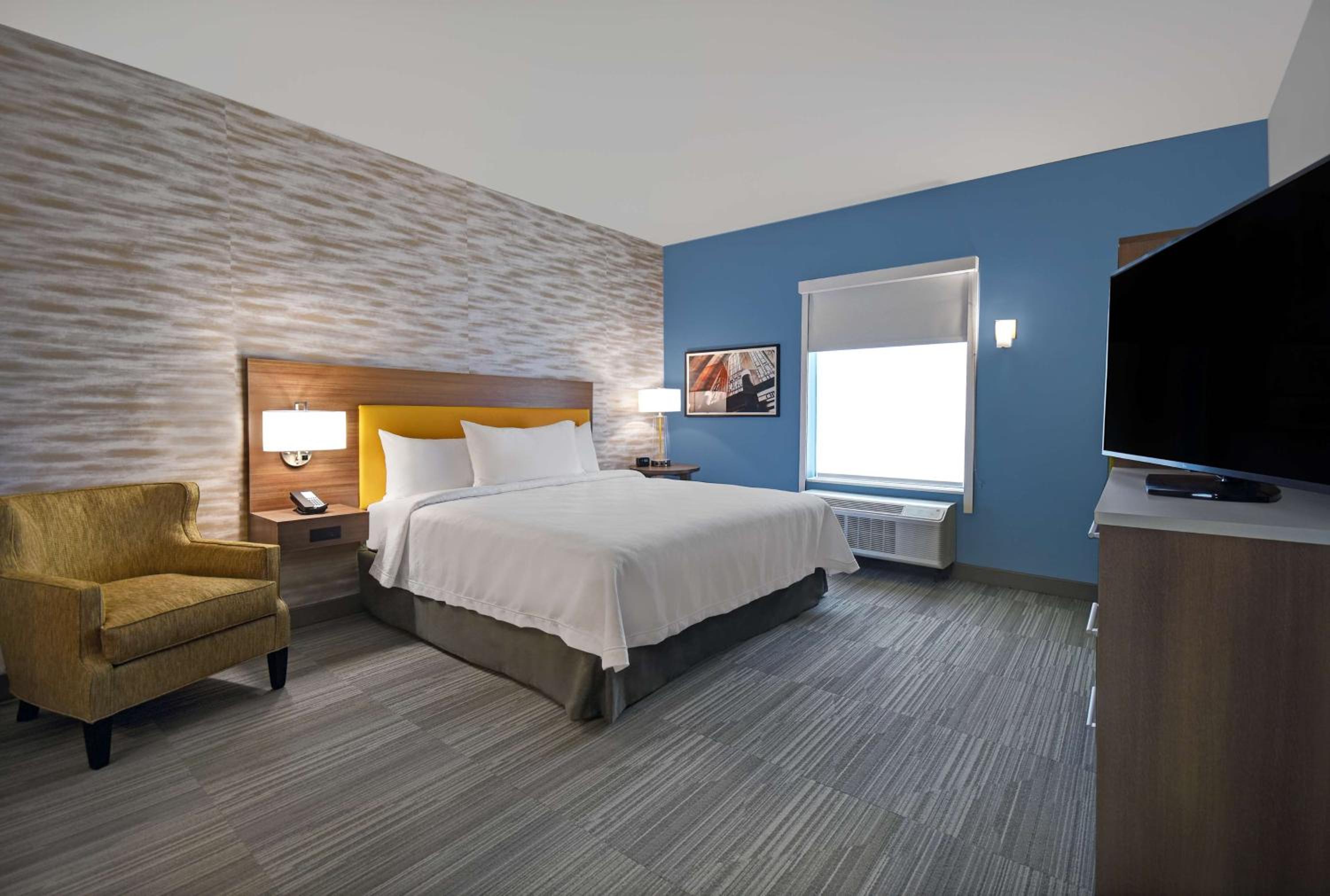 King Studio Suite - Non-Smoking - Photo 1