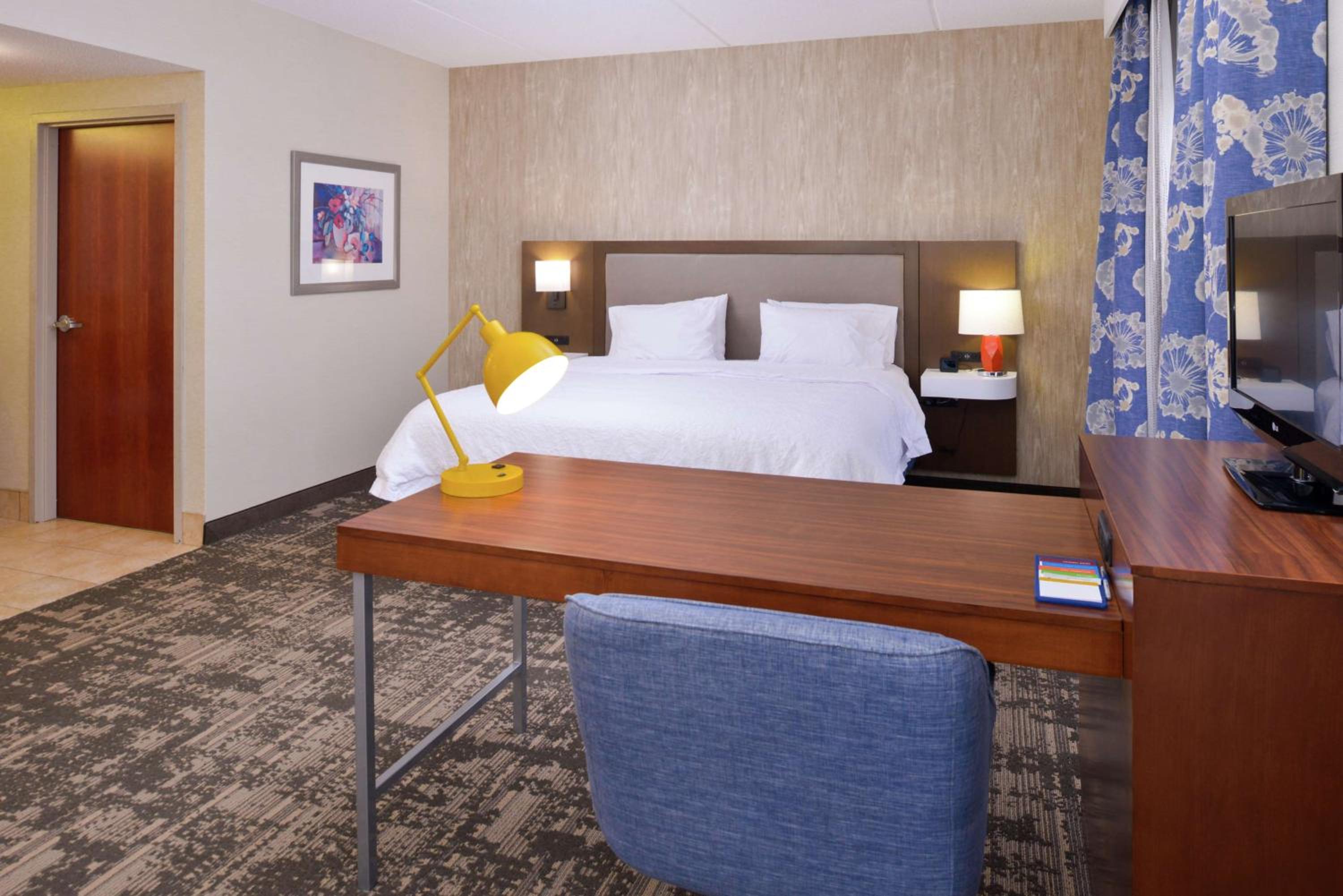 King Studio Suite - Non-Smoking - Photo 2