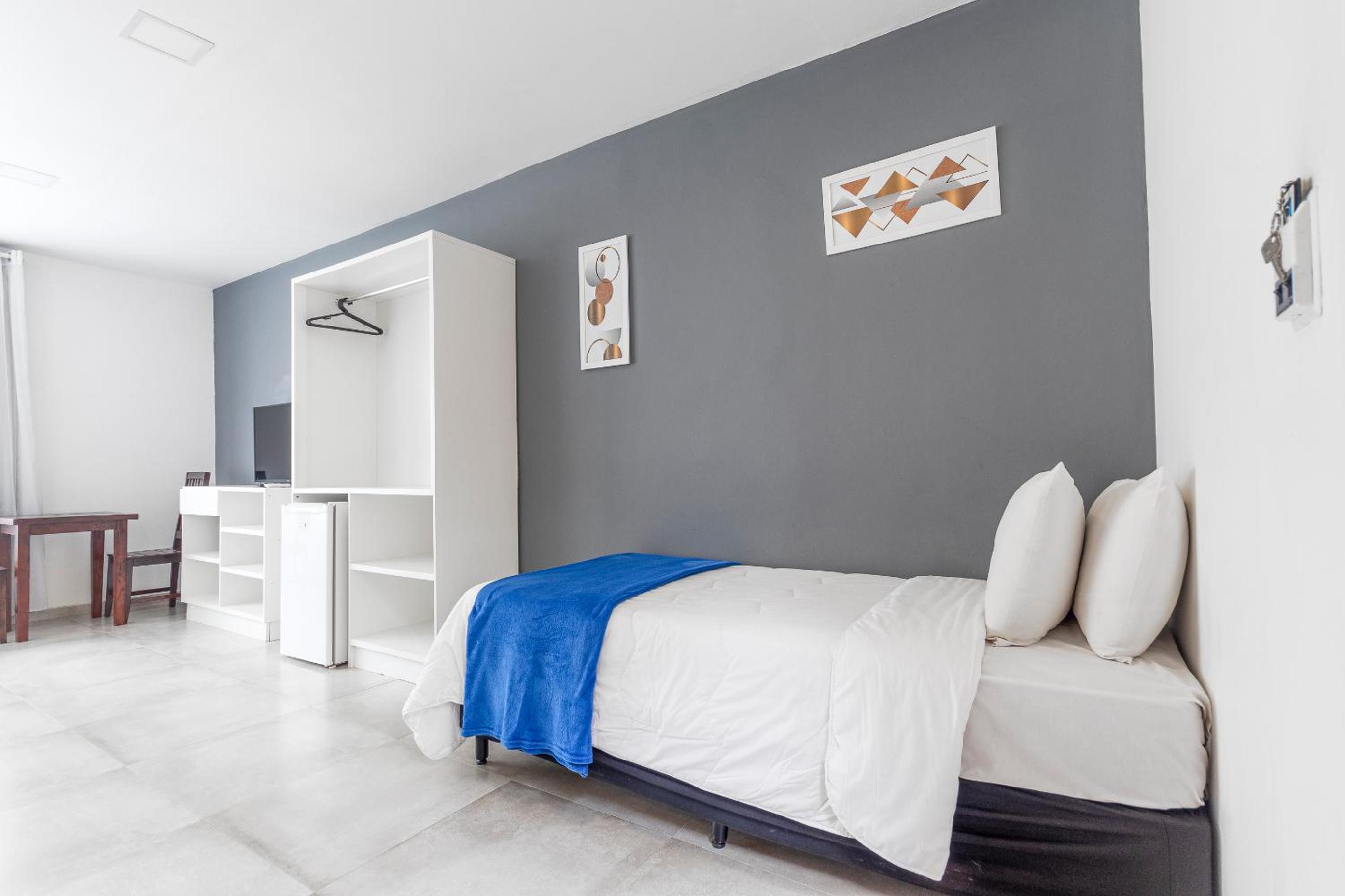 Superior Triple Room - Photo 9