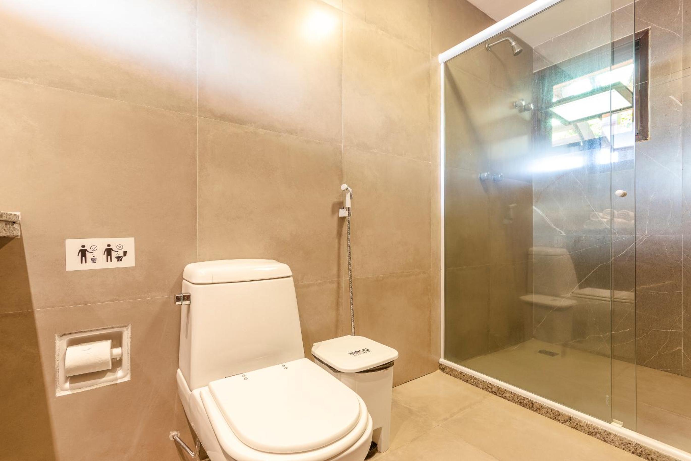 Standard Double Room - Photo 19