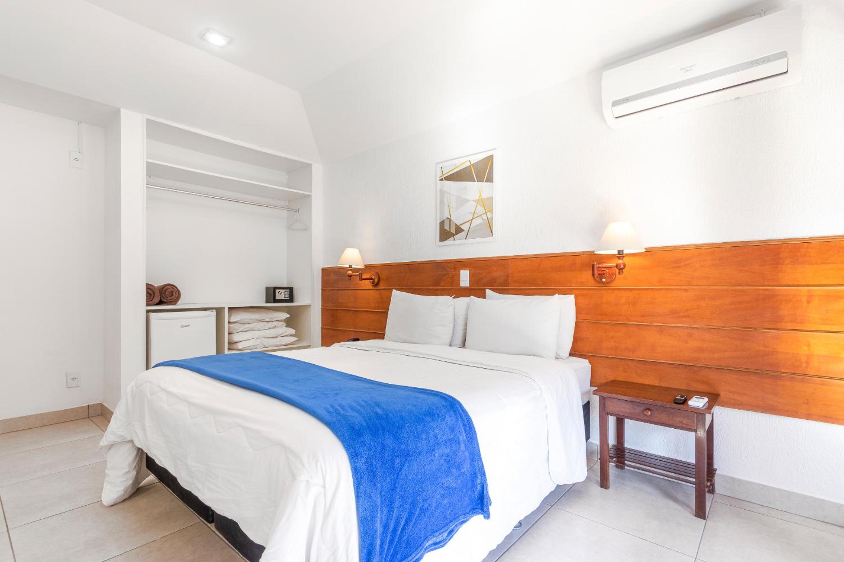 Standard Double Room - Photo 18