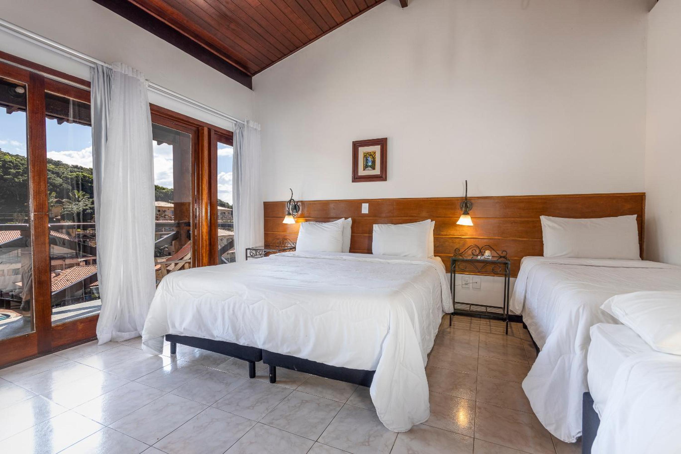 Quadruple Room - Photo 7
