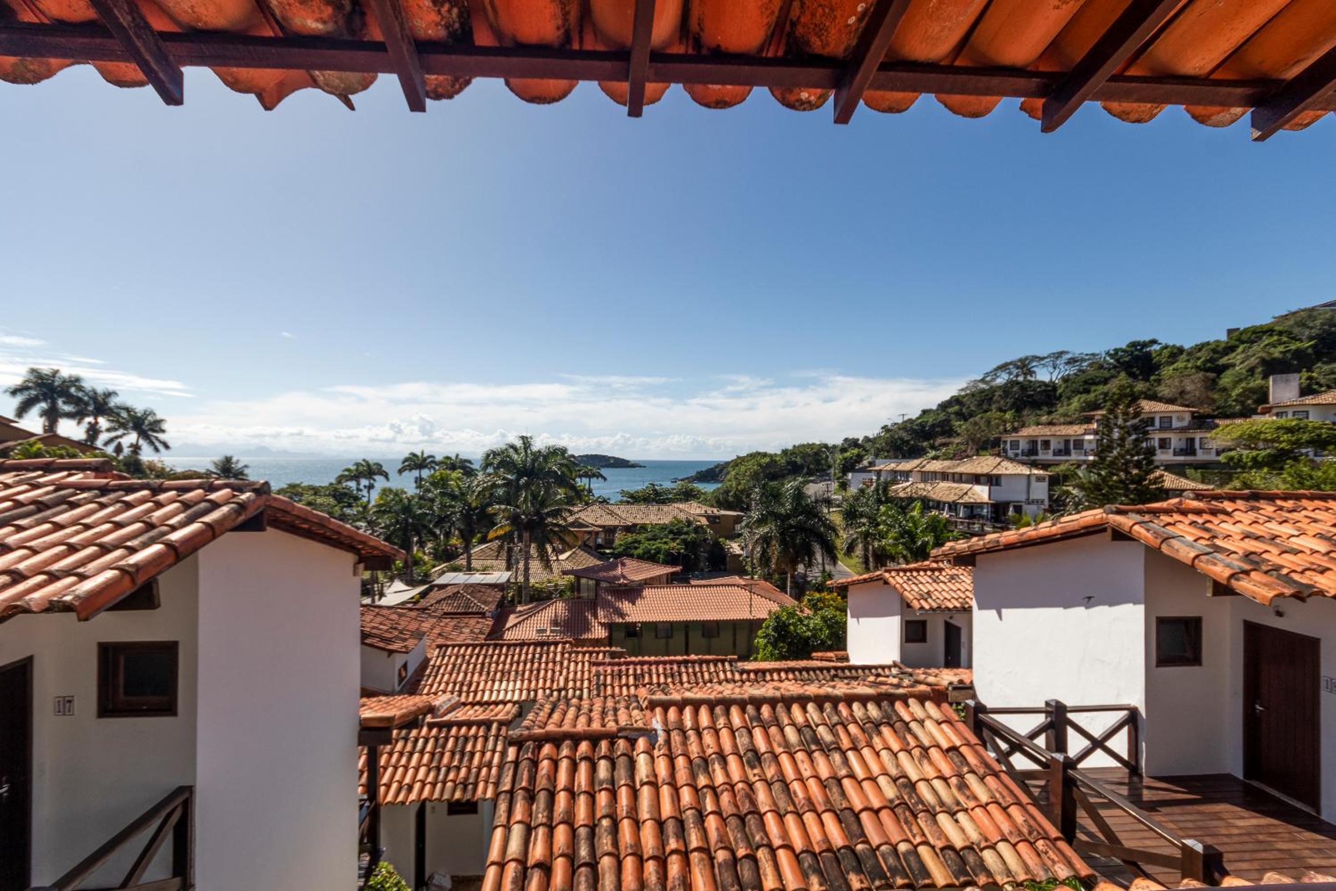 Double Room with Balcony and Sea View - Photo 18