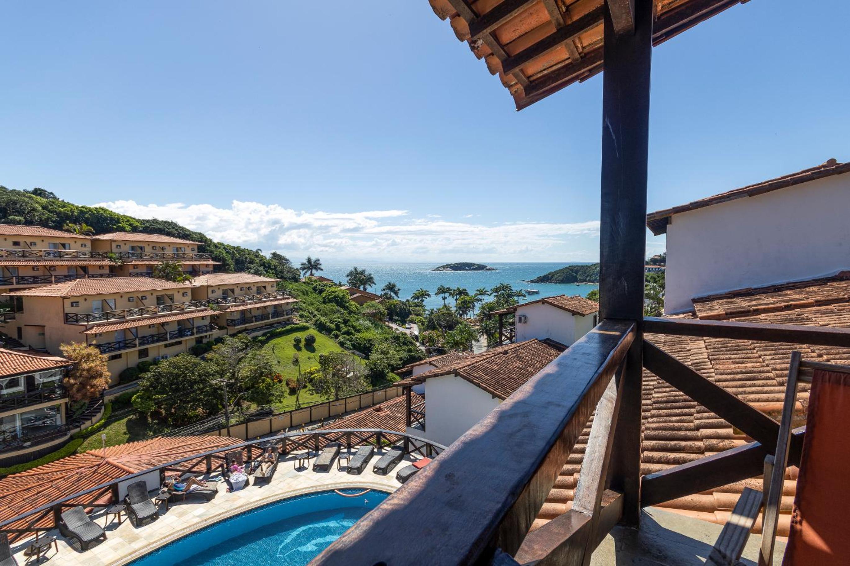 Double Room with Balcony and Sea View - Photo 22