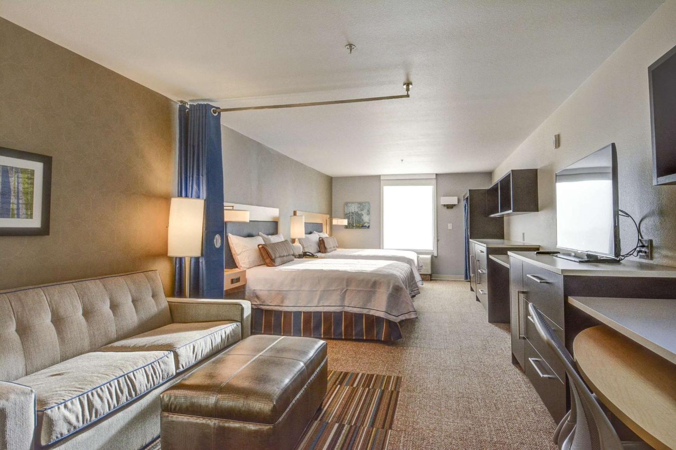 Queen Studio with Two Queen Beds