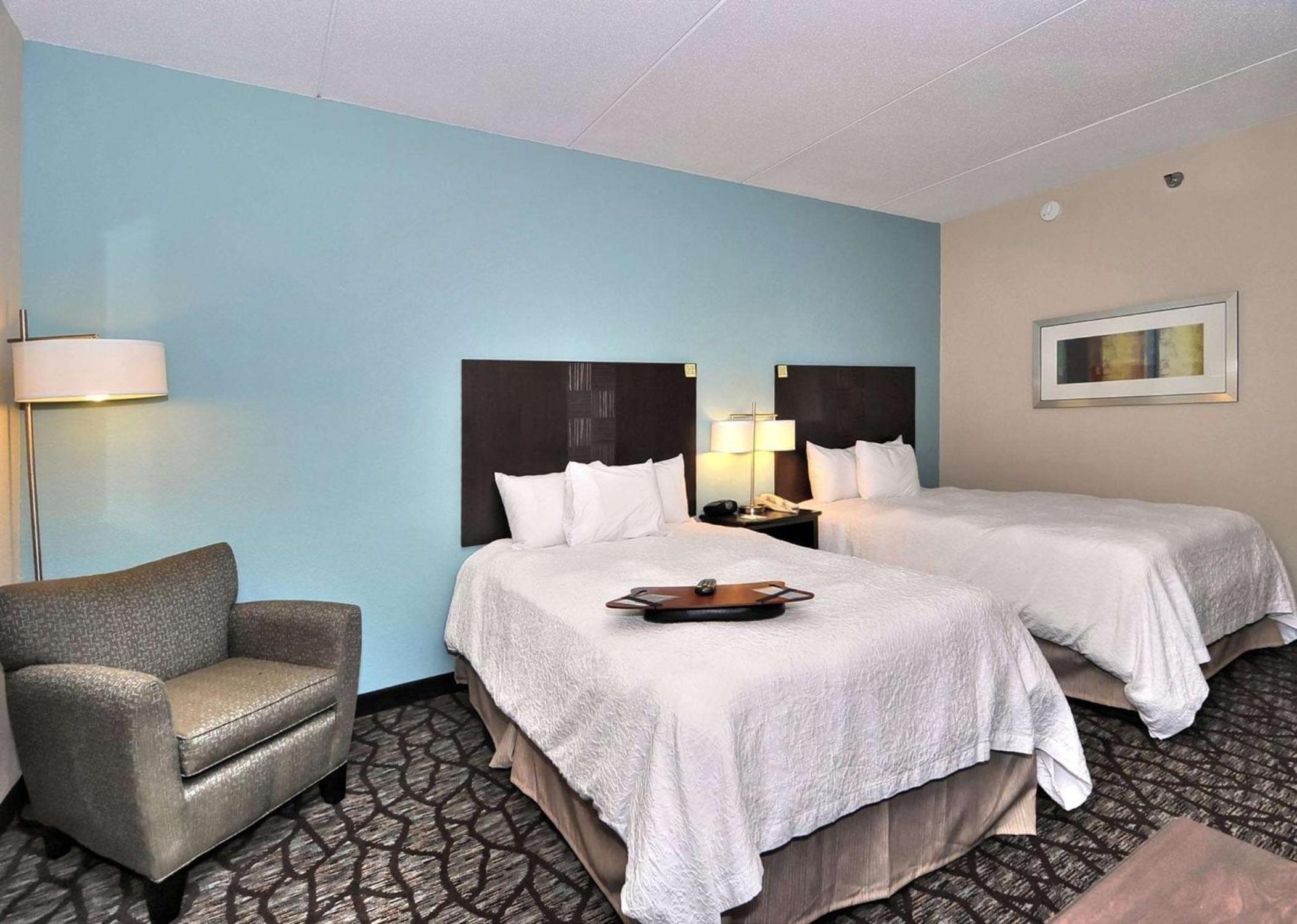 Double Room with Two Double Beds - Non-Smoking - Photo 2