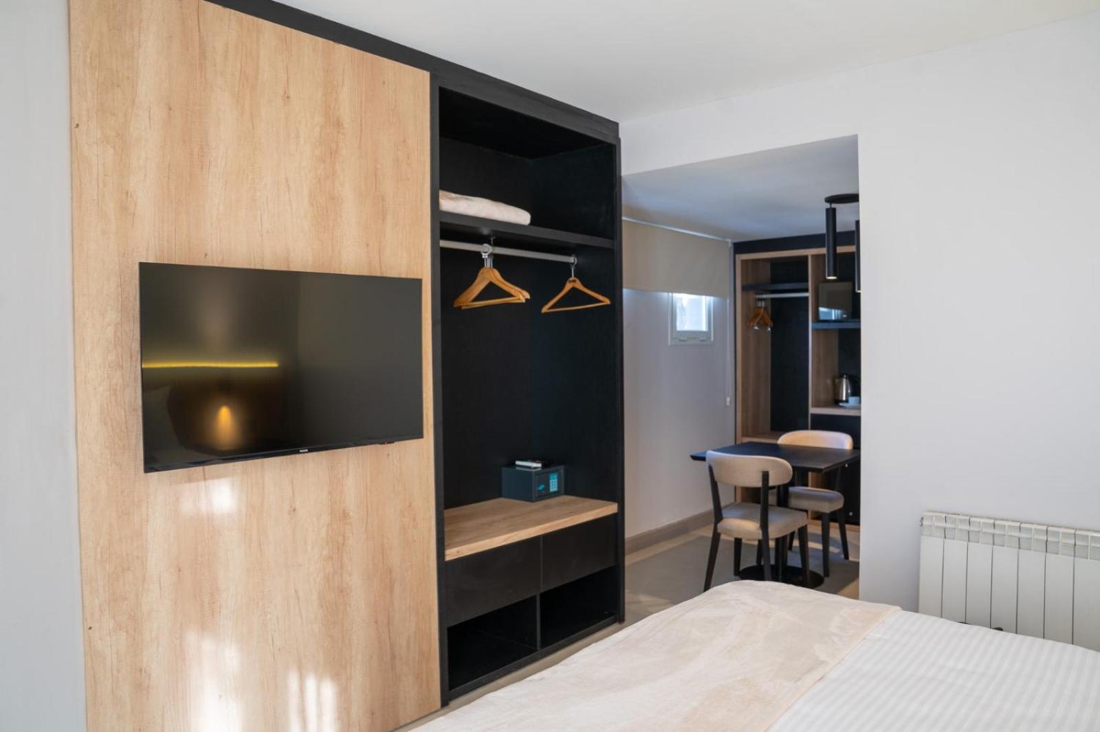 Executive Triple Room photo 3