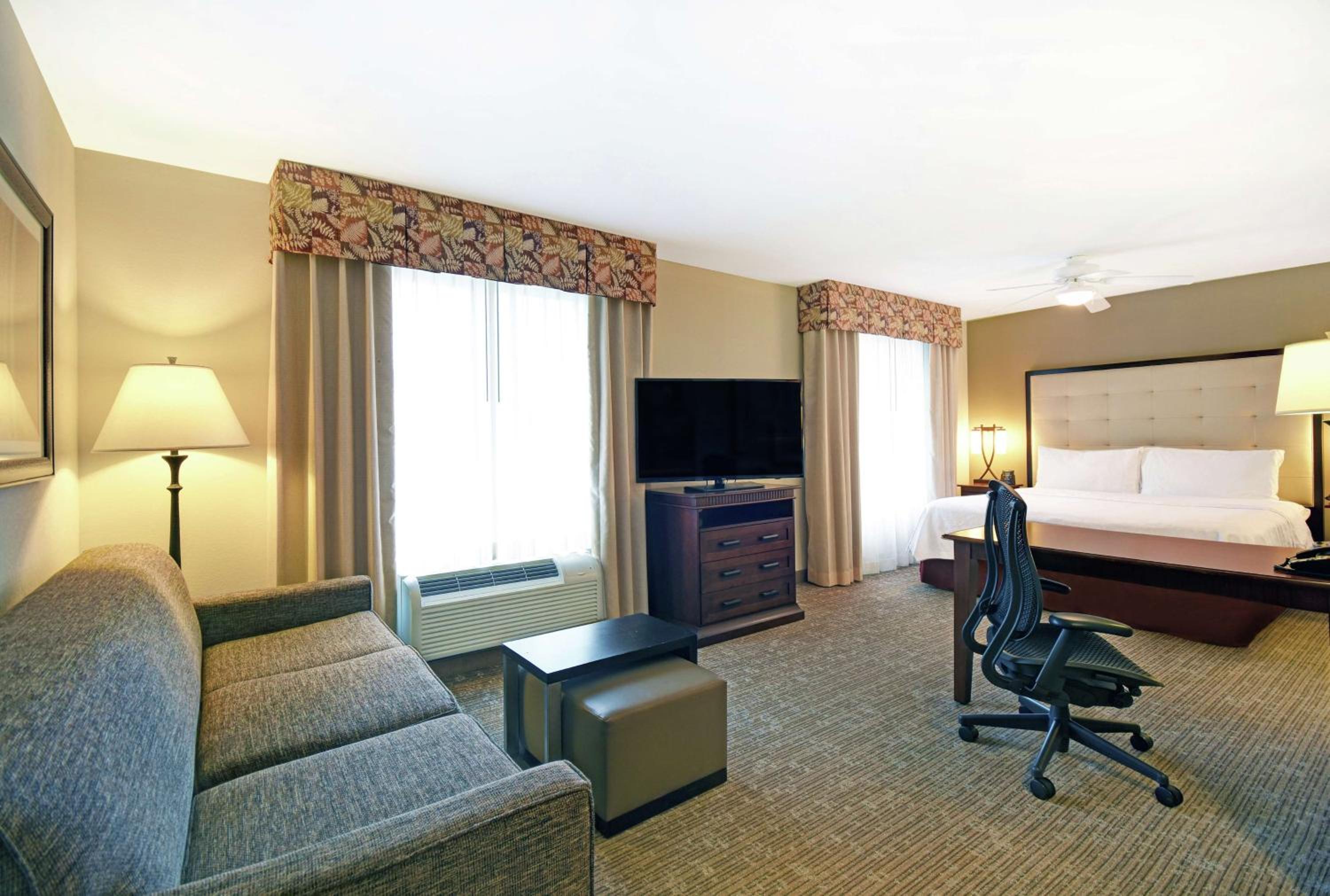 King Studio Suite - Non-Smoking - Photo 1
