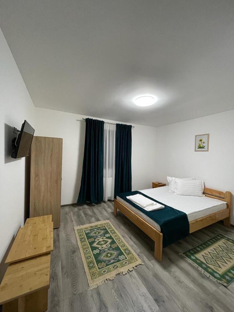 Double Room with Private Bathroom photo 1
