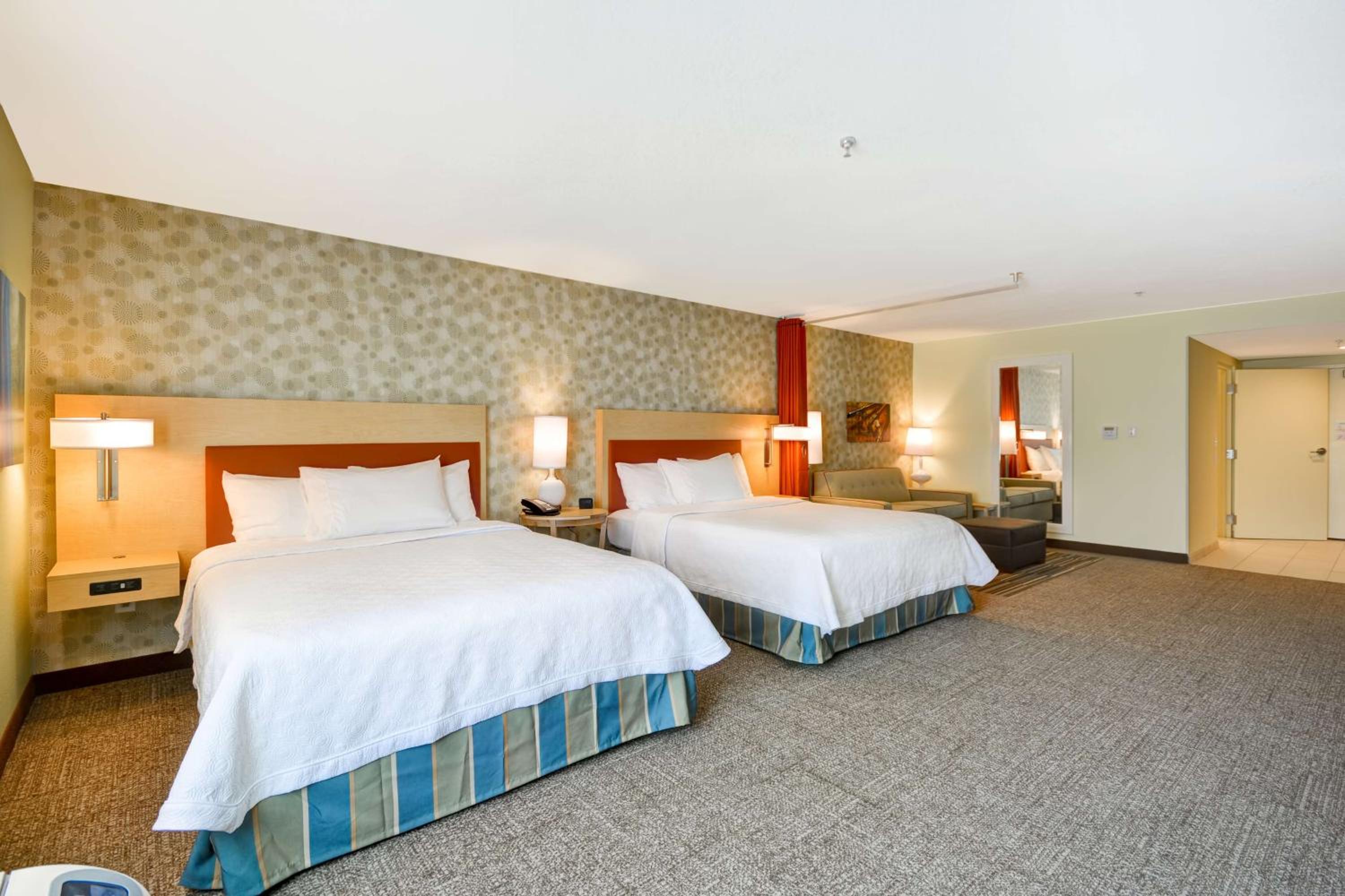 Studio Suite with Two Queen Beds - Hearing Access/Non-Smoking