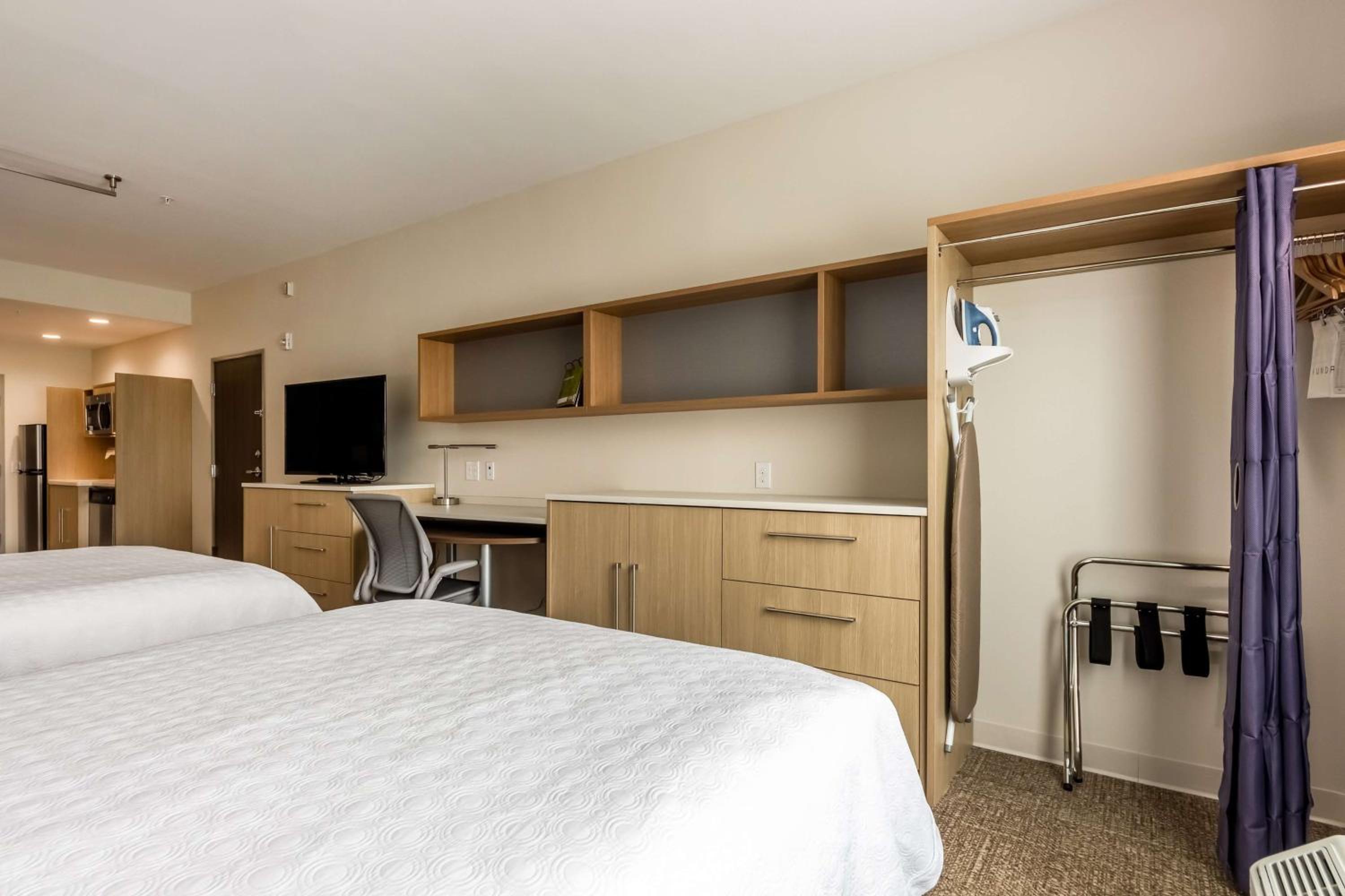 Studio Suite with Two Queen Beds - Hearing Access/Non-Smoking photo 1