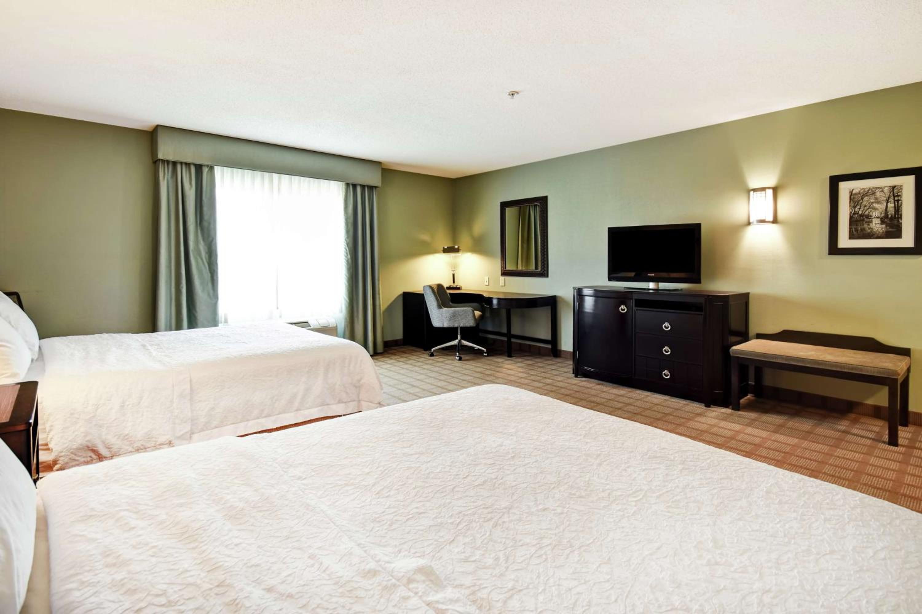 Queen Room with Two Queen Beds and Roll-In Shower - Mobility and Hearing Access/Non-Smoking - Photo 1