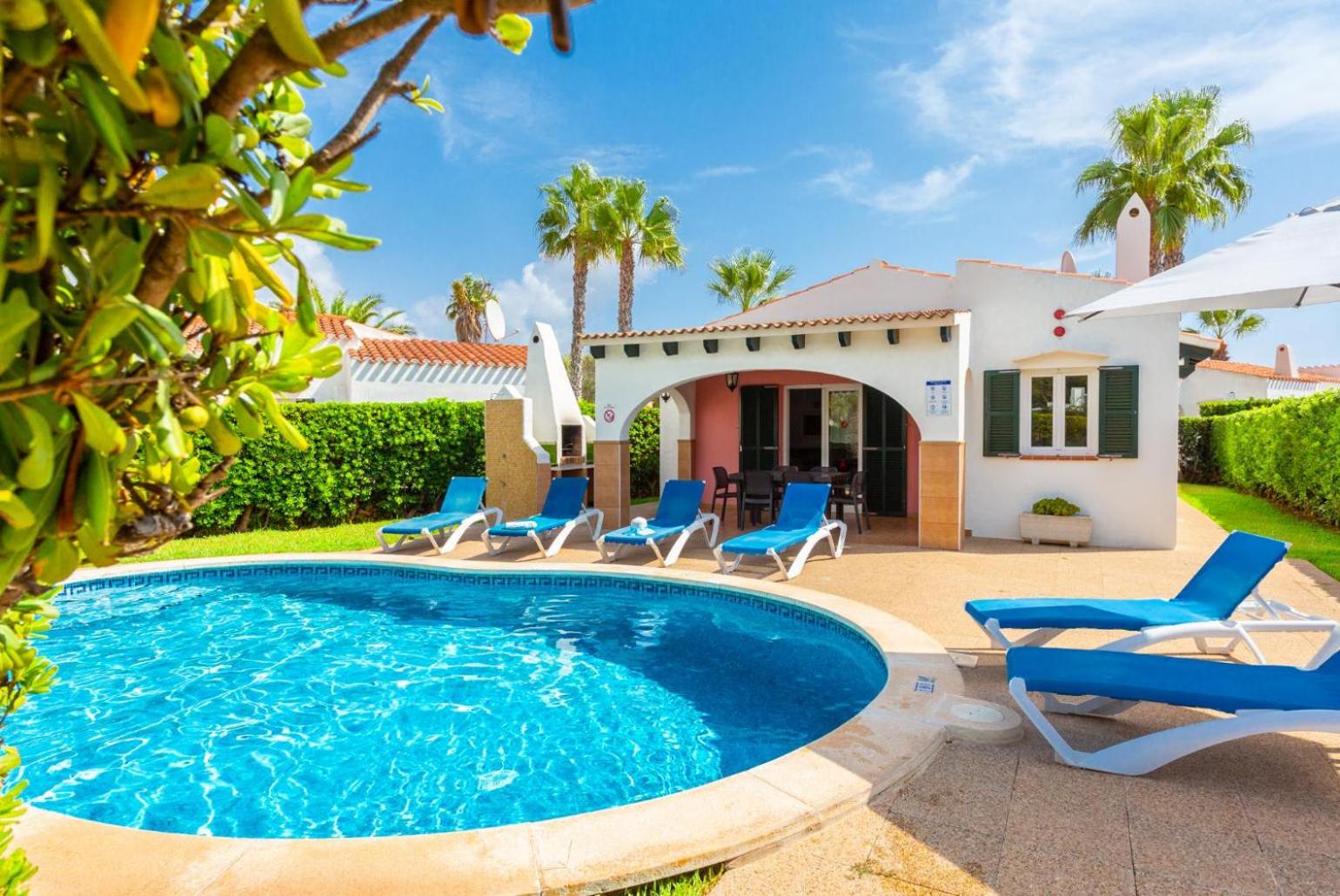 Villa con piscina privada