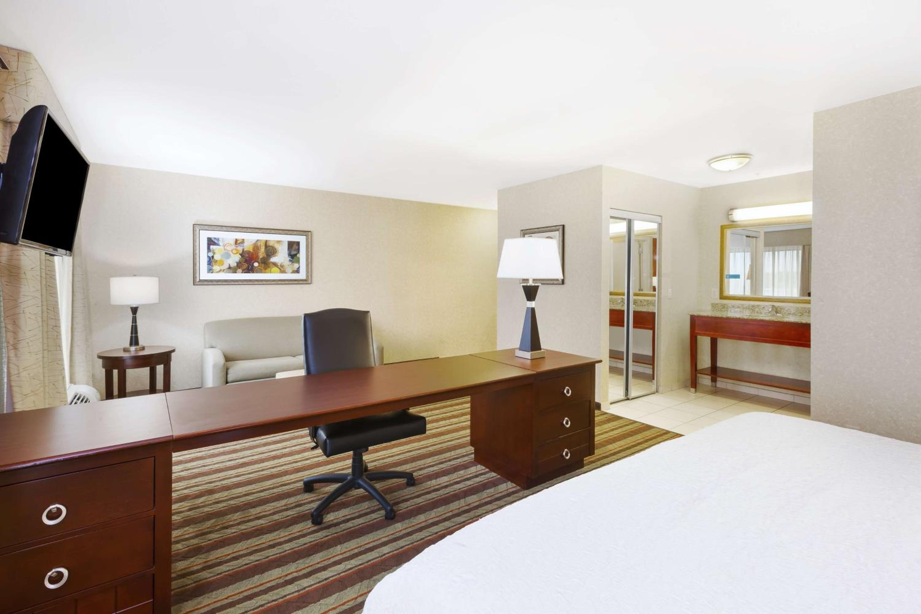 King Studio Suite - Non Smoking photo 1