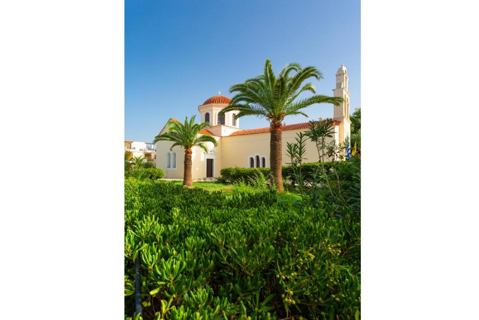 Villa photo 2