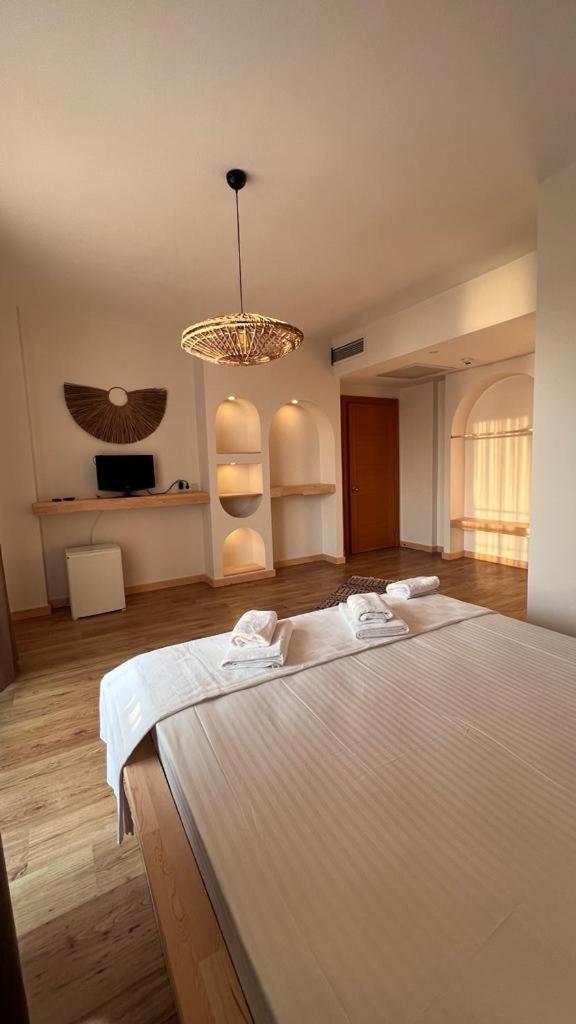 Double Room with Balcony and Sea View photo 1