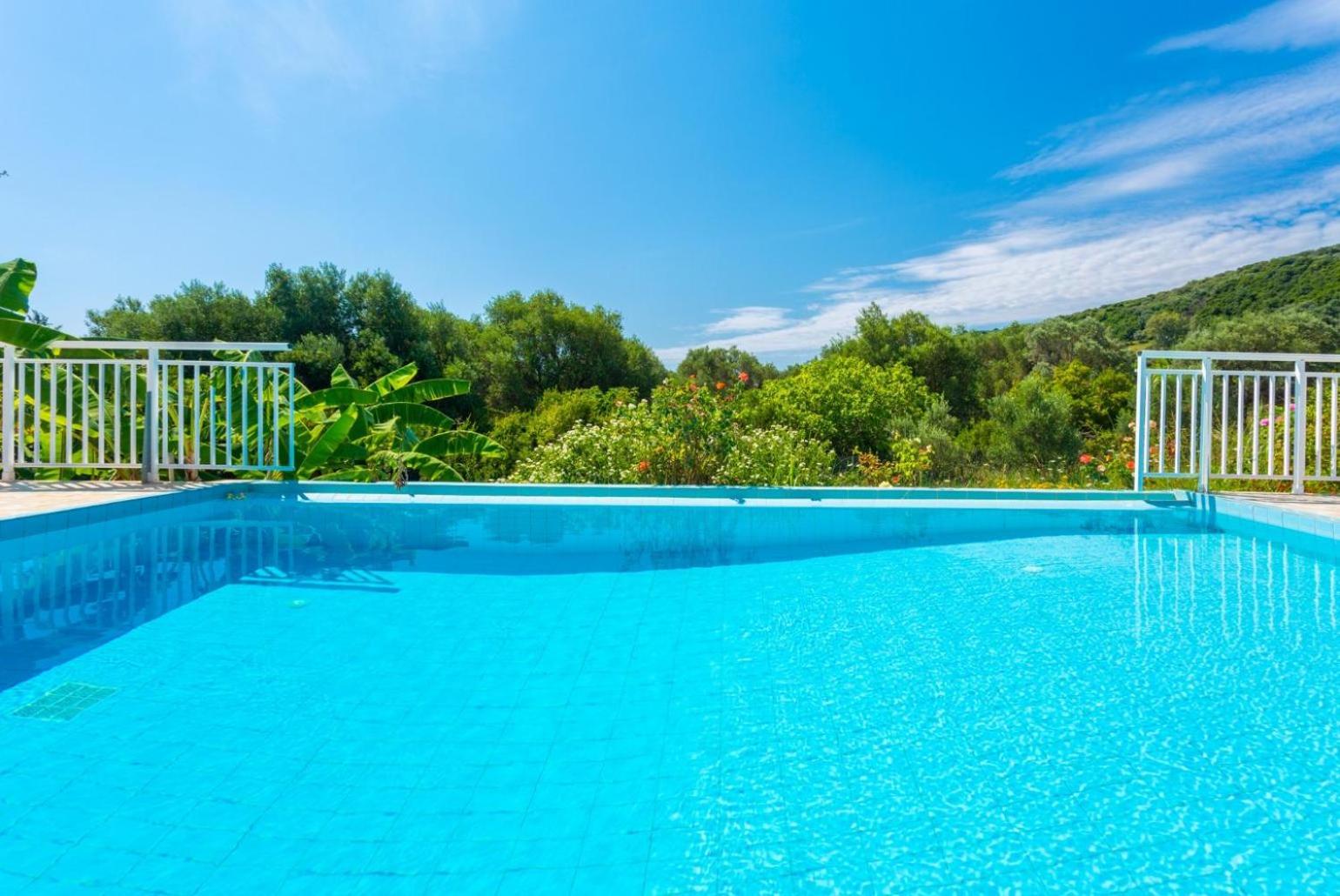 Villa photo 2
