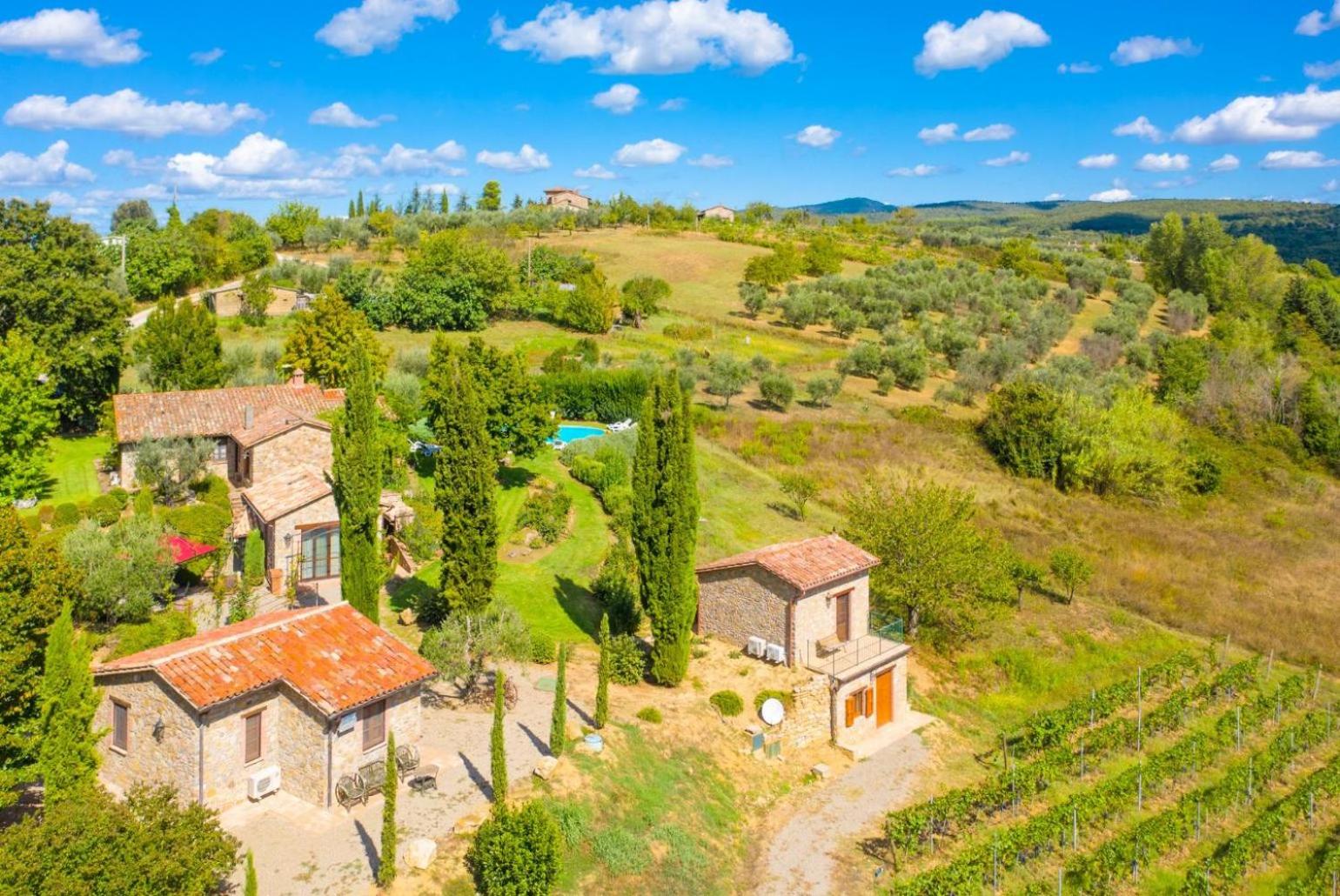 Villa photo 2