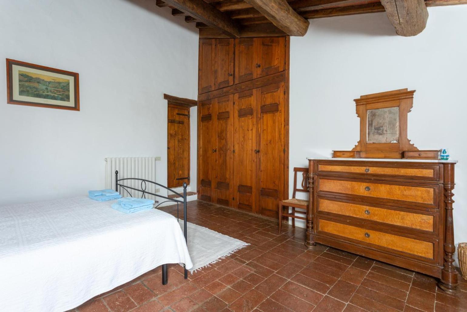 Villa photo 2