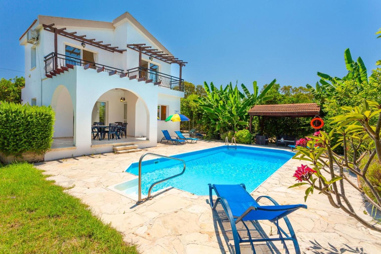 Villa photo 1