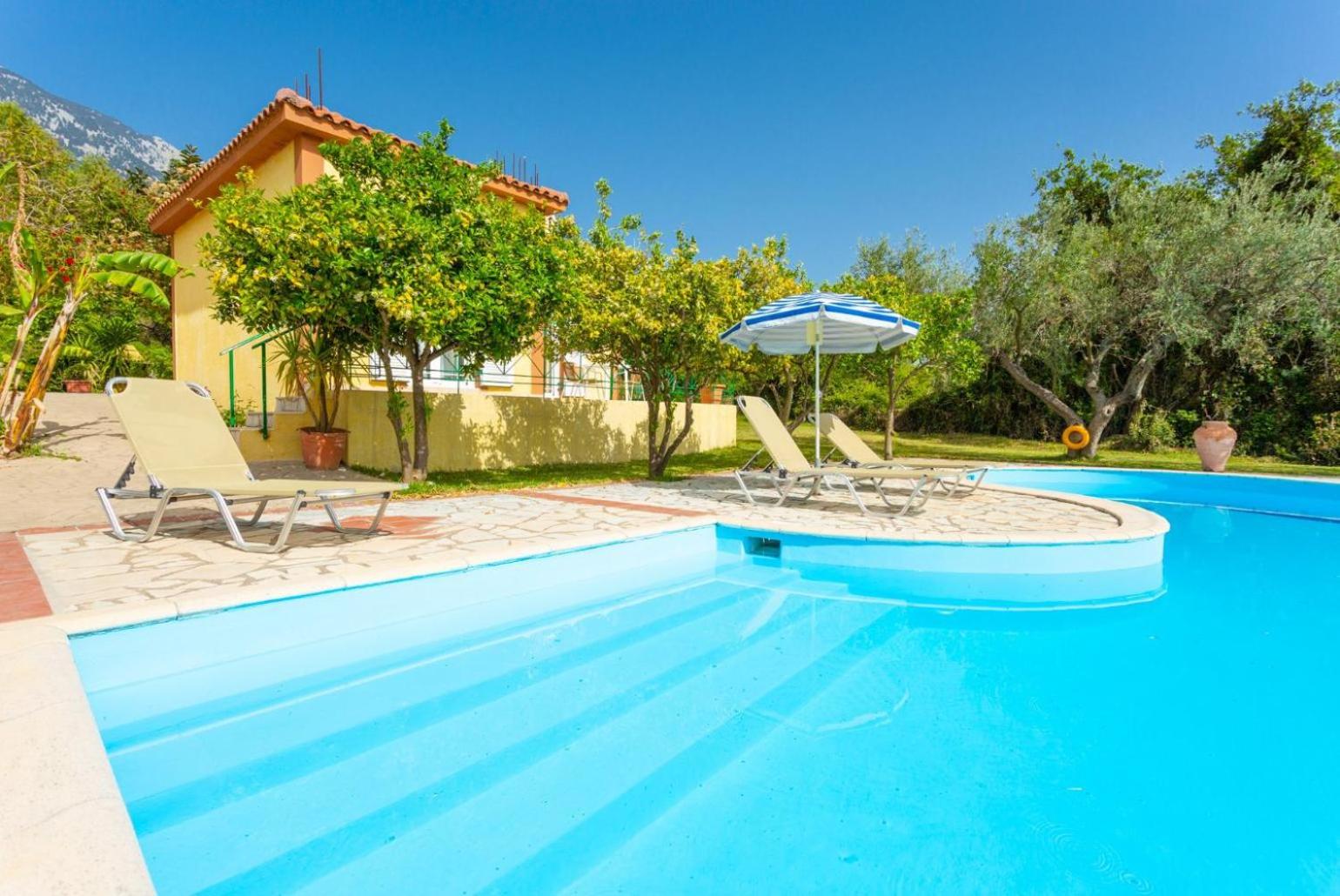 Villa photo 3