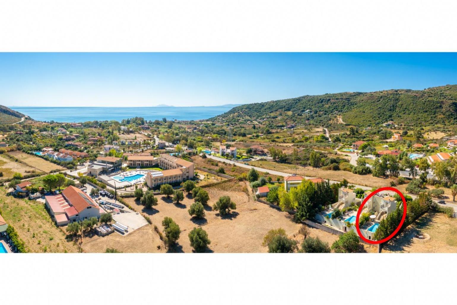  Villa with Private Pool