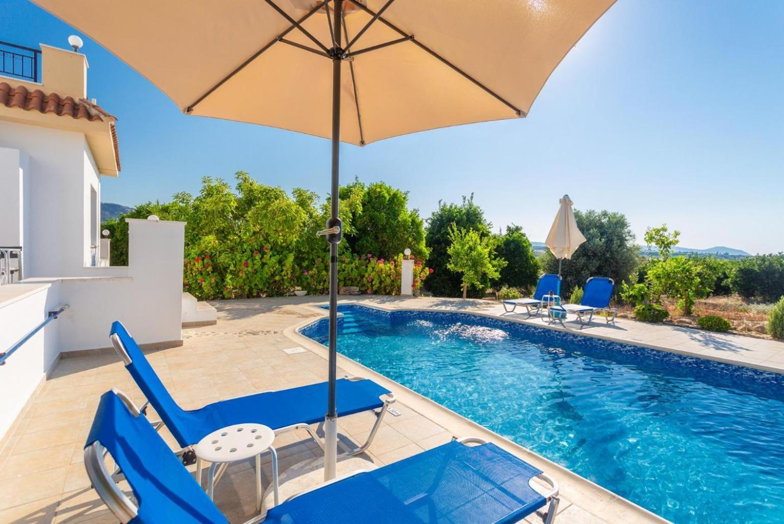 Villa photo 2