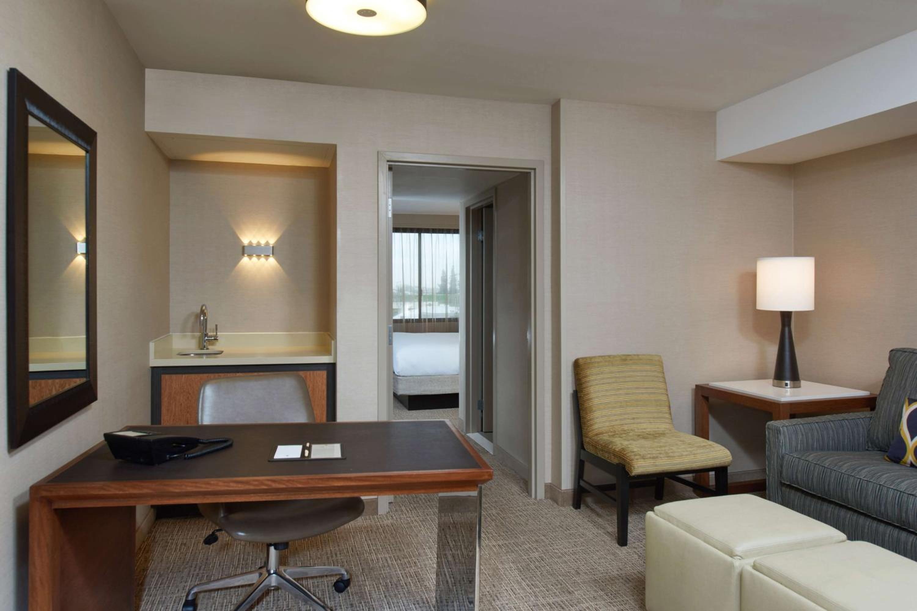 King Suite - Photo 4