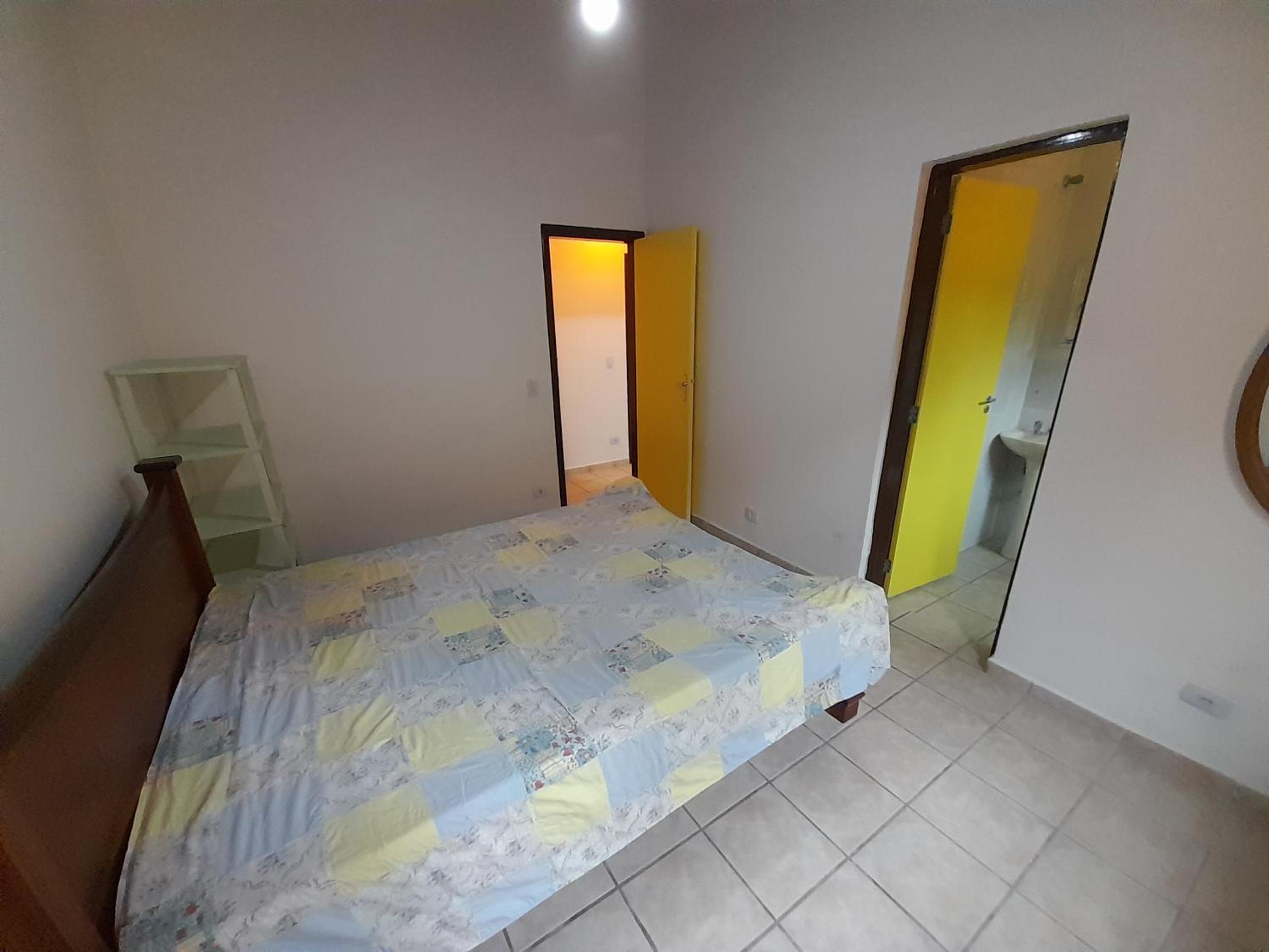 Three-Bedroom House photo 3