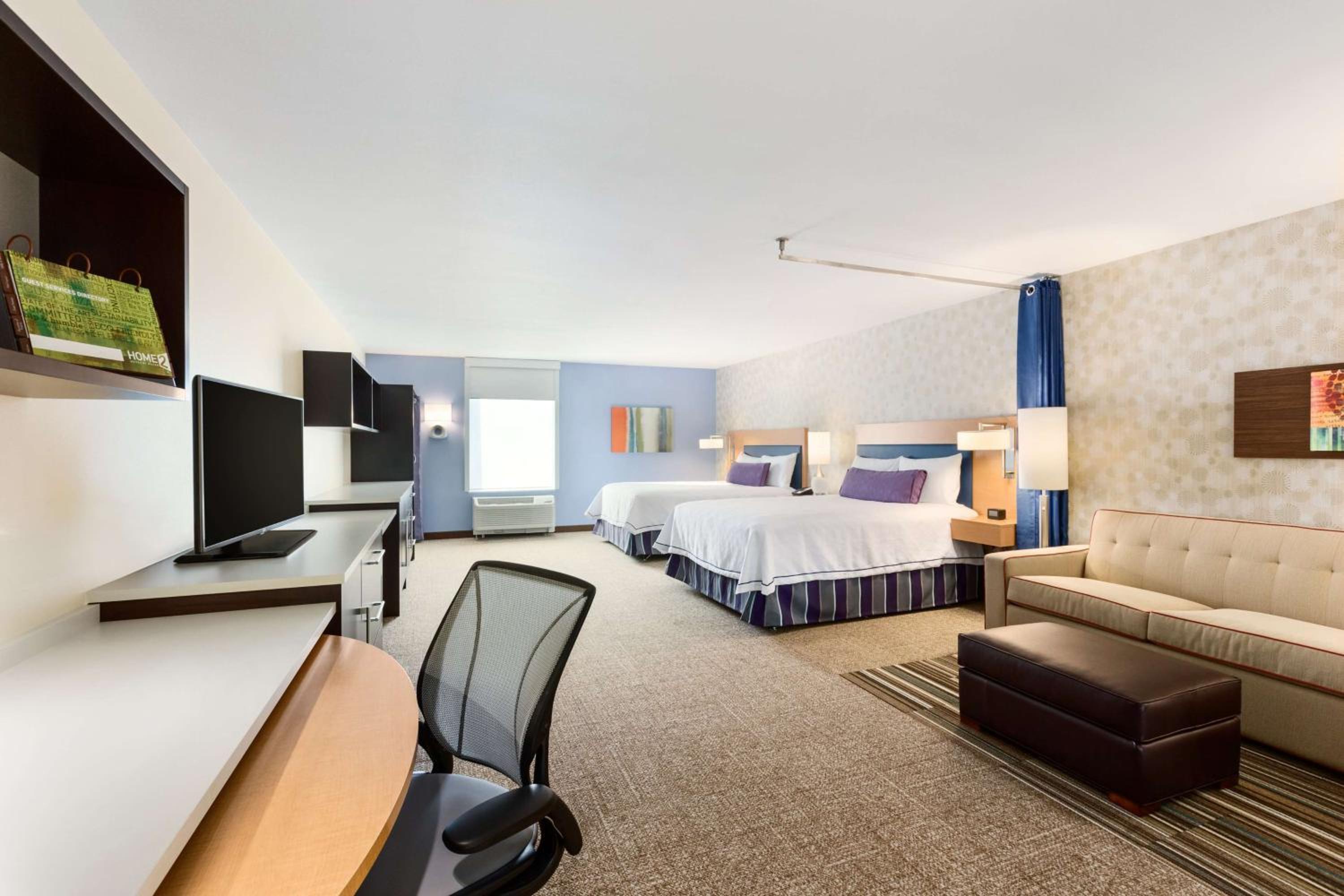 Queen Studio with Two Queen Beds - Mobility Access/Non-Smoking