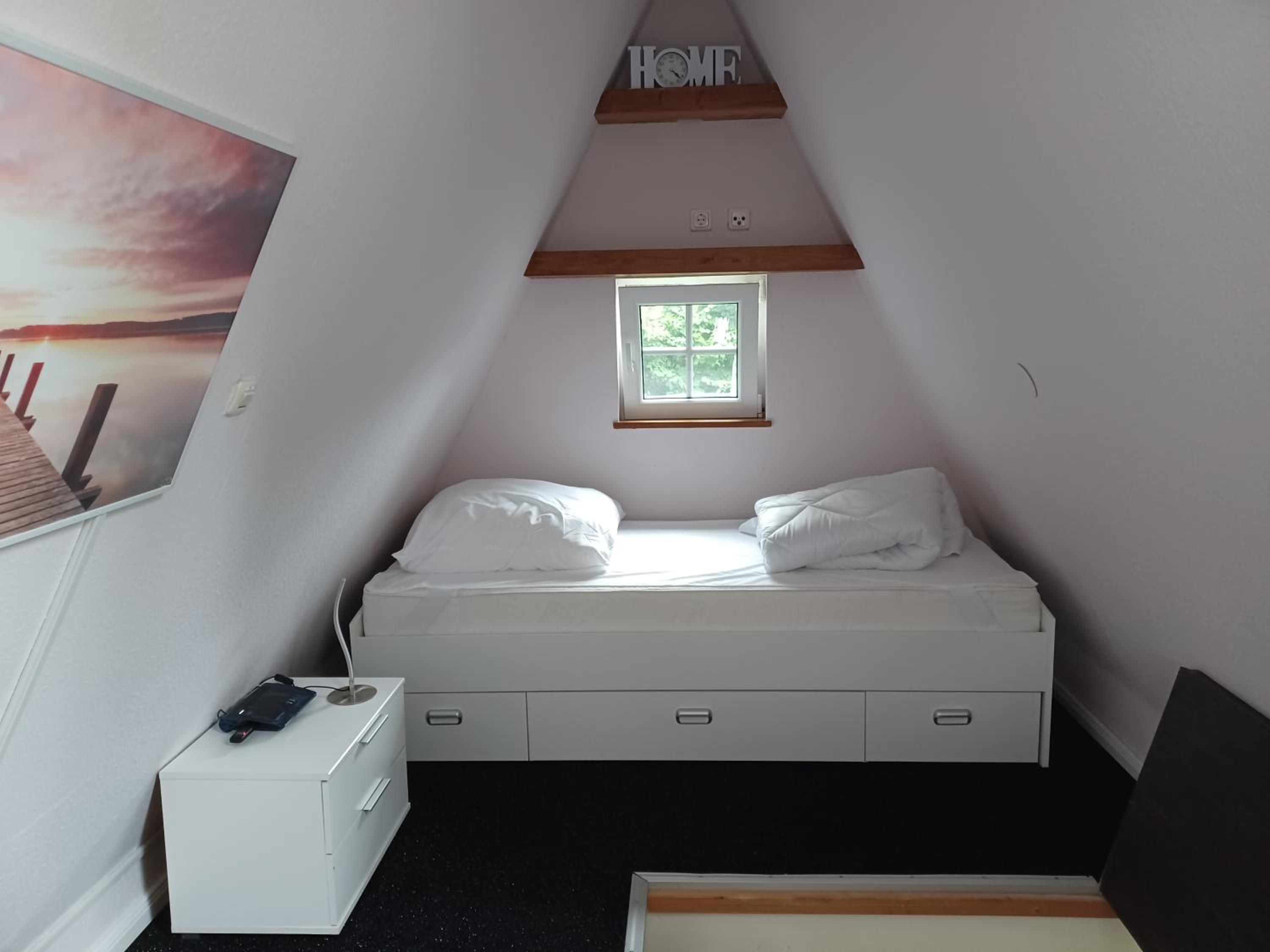 One-Bedroom House photo 1