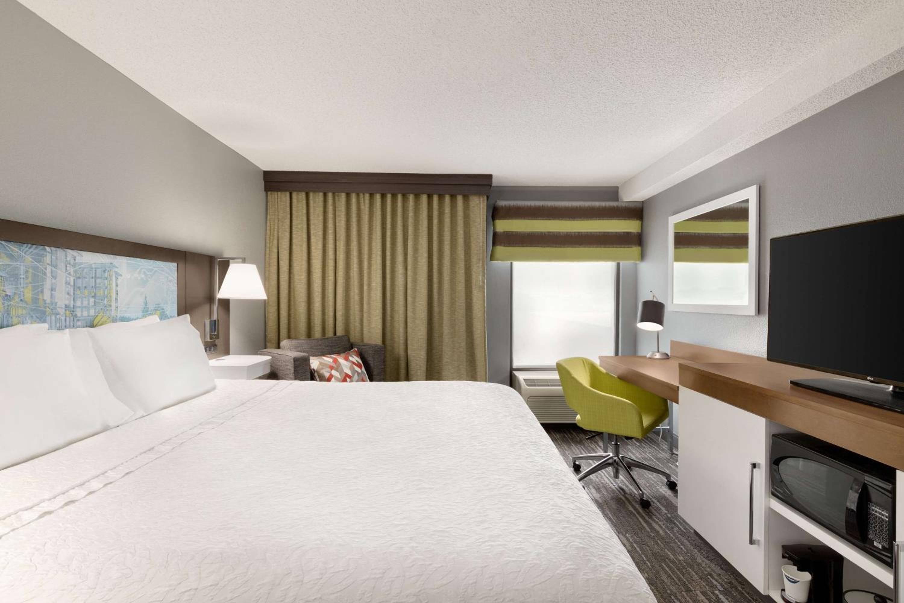 King Room - Hearing Access/Non-Smoking - Photo 3