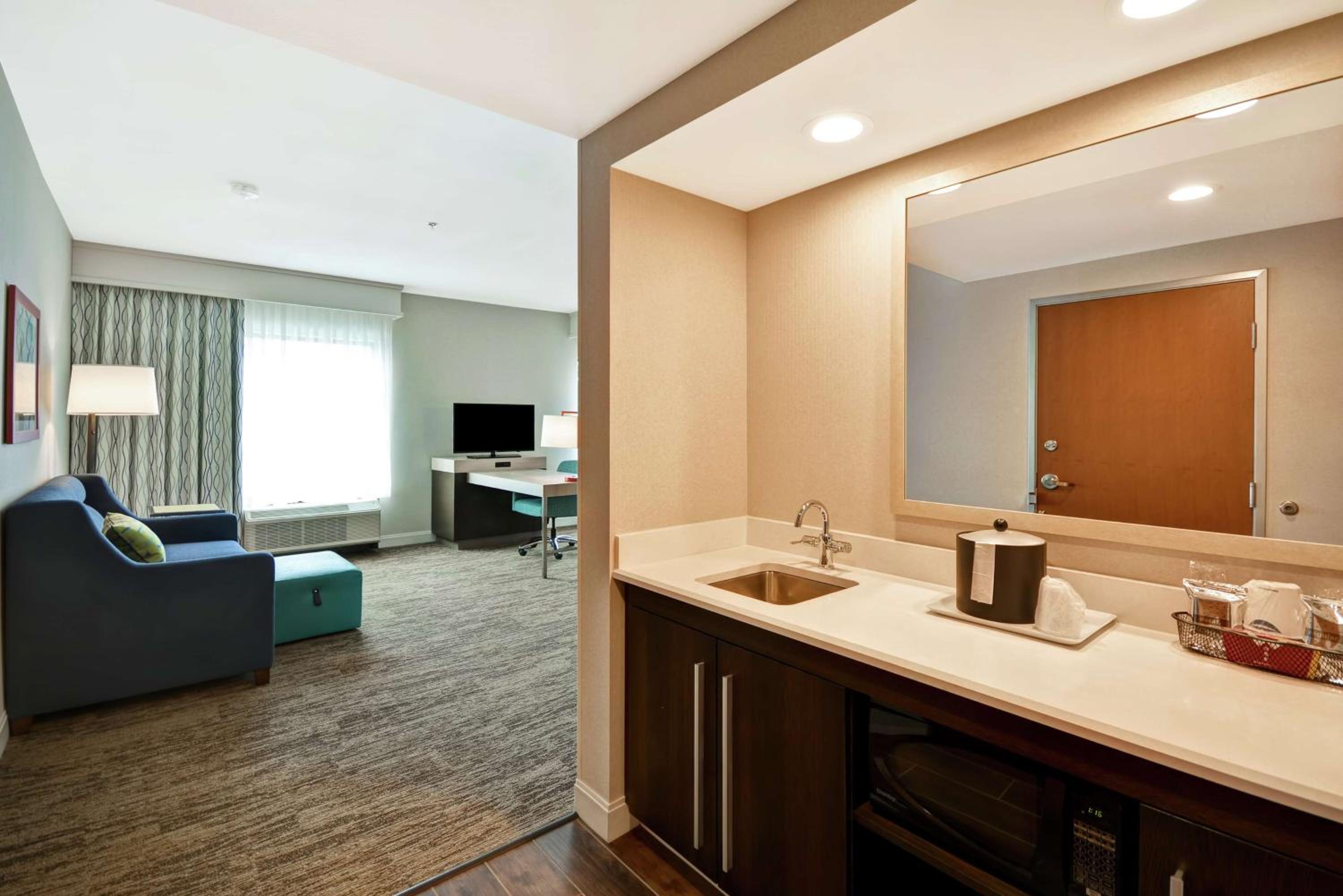 King Studio Suite - Non Smoking photo 3