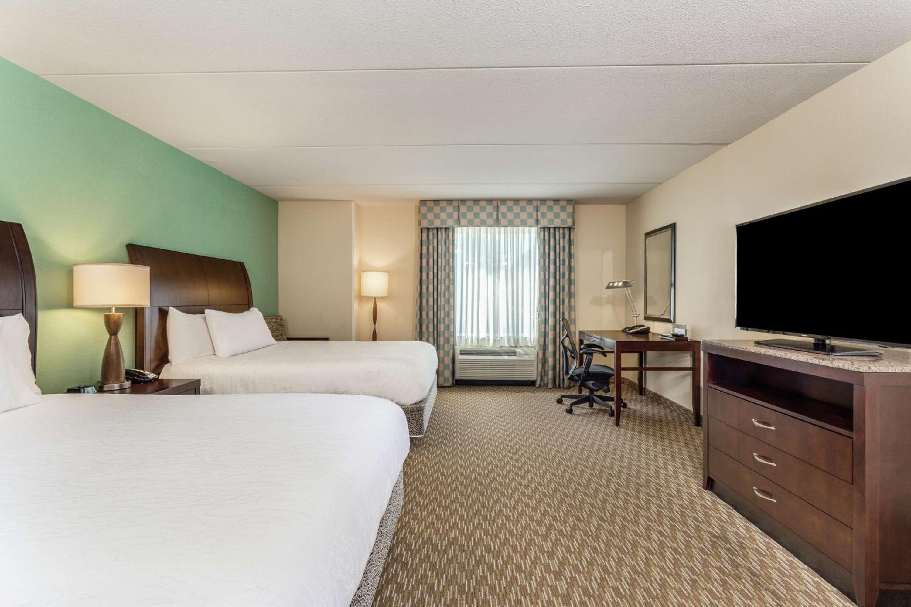 Queen Room with Two Queen Beds - Mobility and Hearing Access - Photo 6