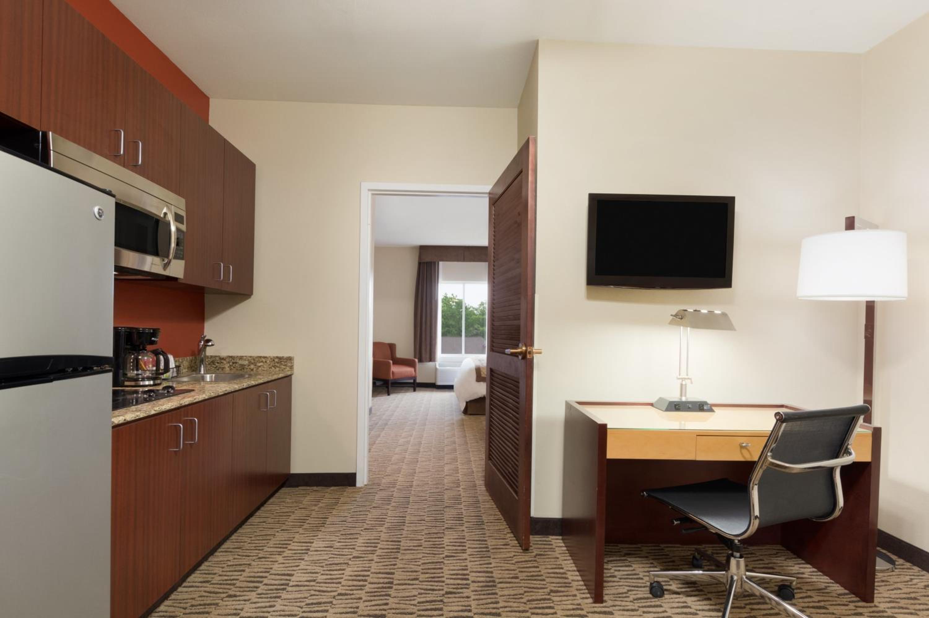 One-Bedroom Suite With Two Queen Beds - Mobility Access/Non-Smoking - Photo 1