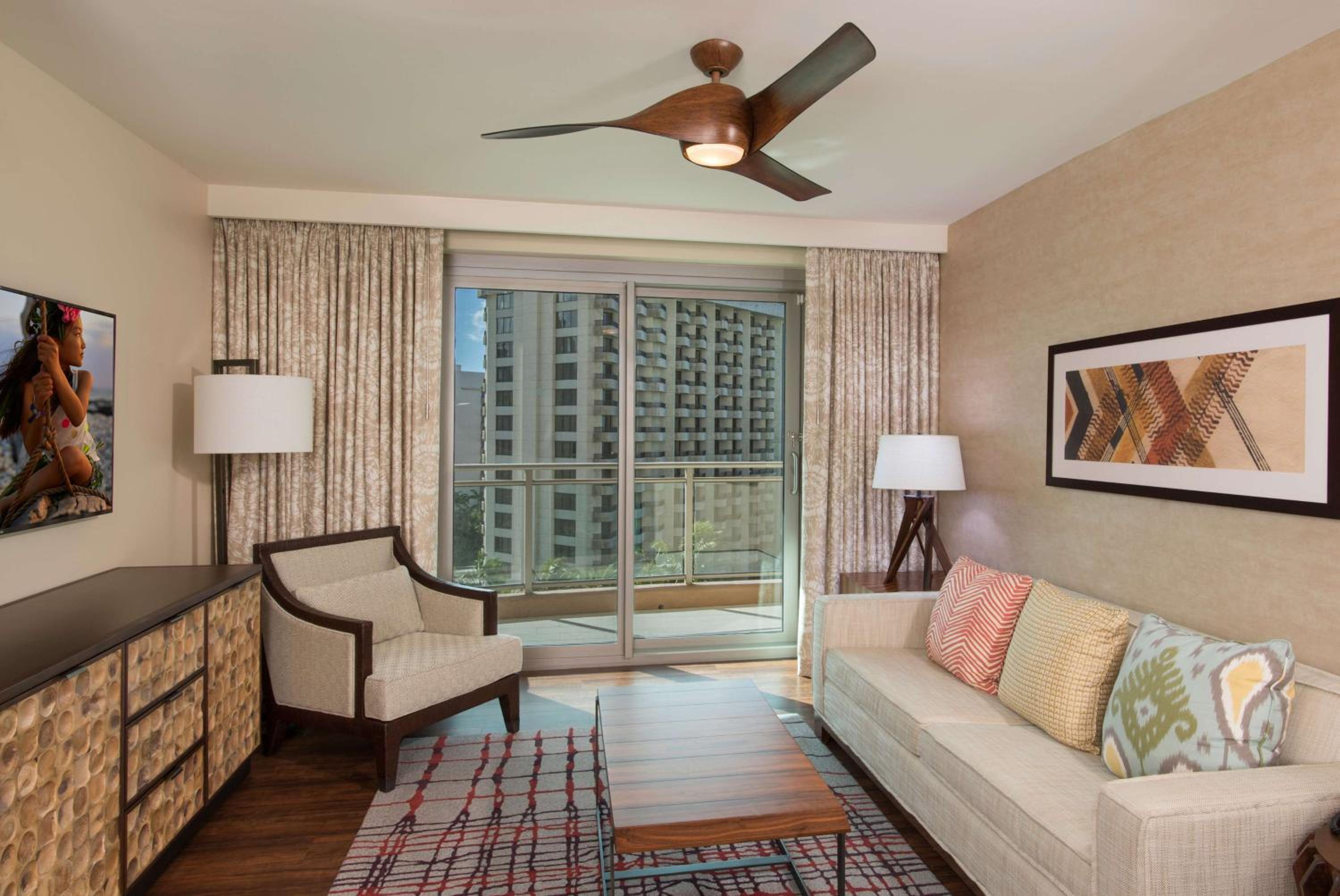 One-Bedroom King Suite with Partial Ocean View