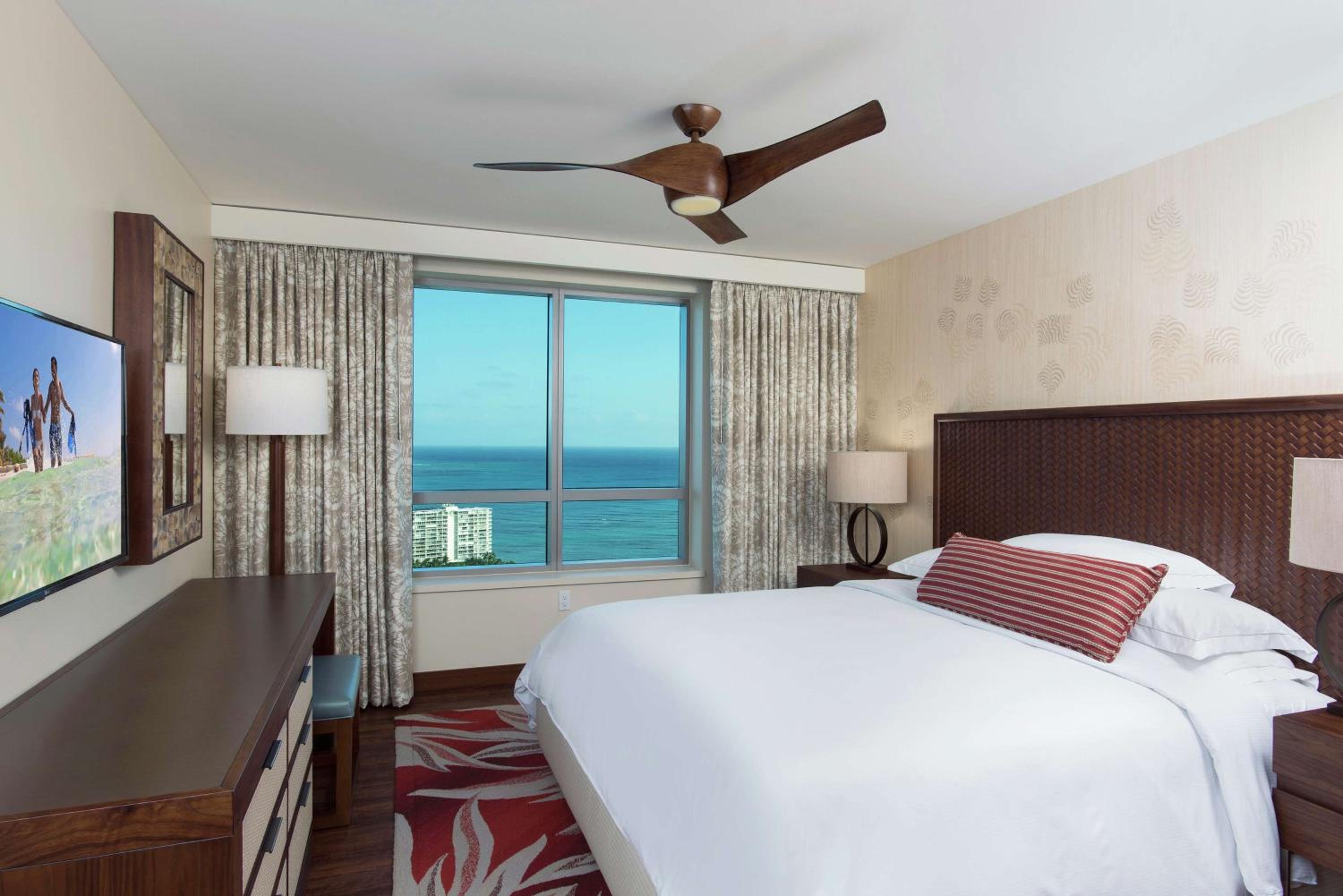 Two-Bedroom Luxury Suite with Sofa Bed
