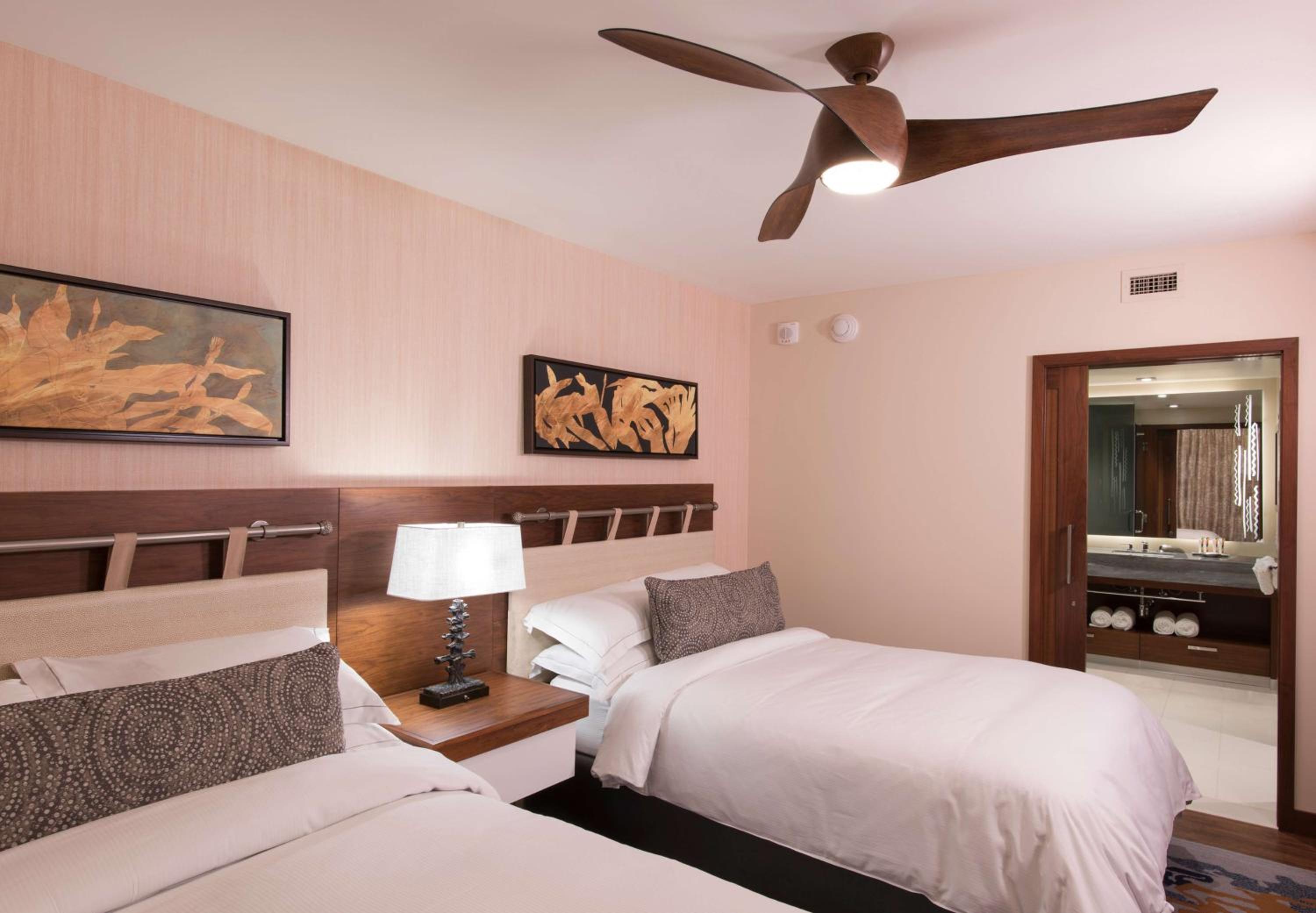 One-Bedroom Suite with Two Double Beds and Resort View