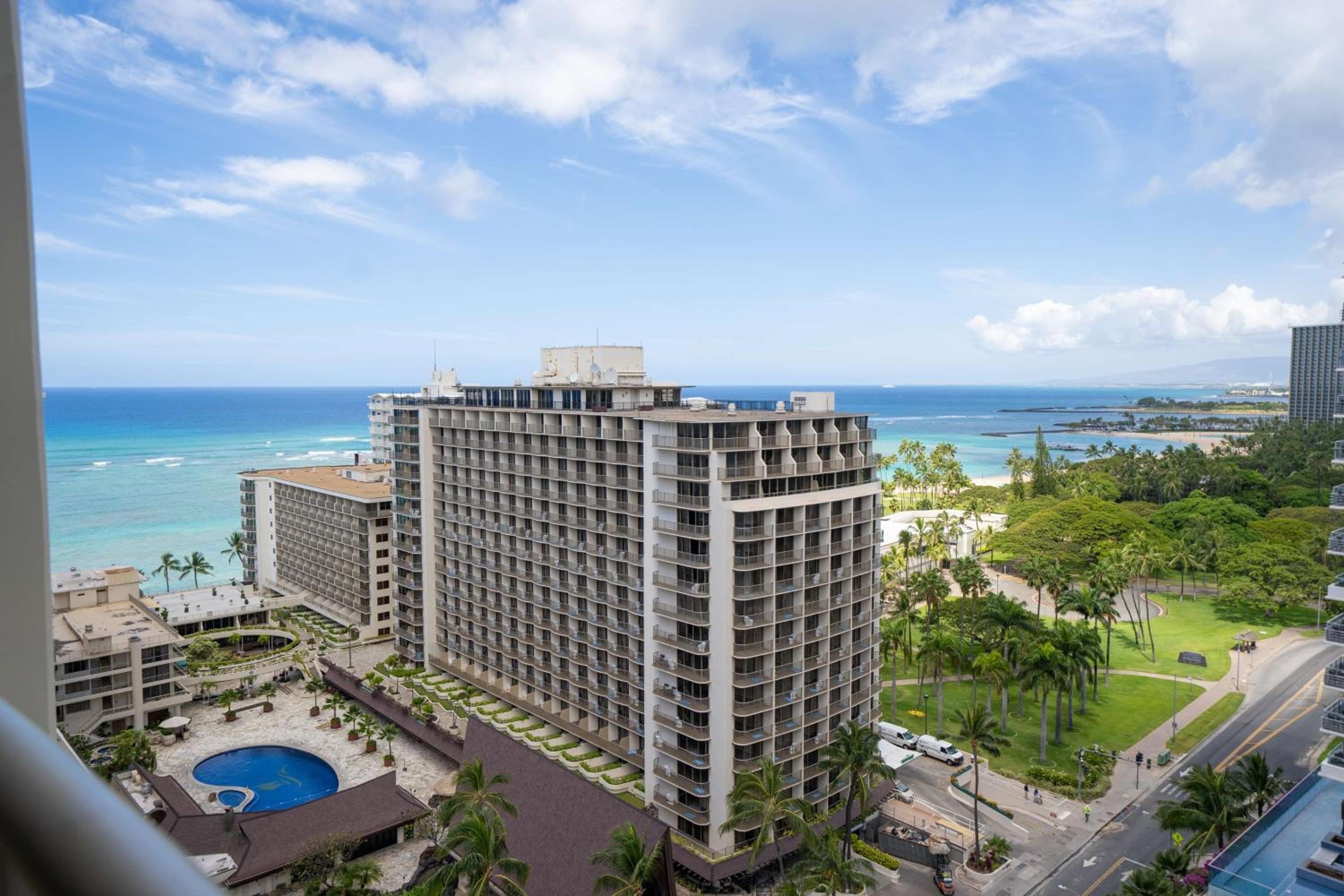 King Suite with Ocean View - Photo 6