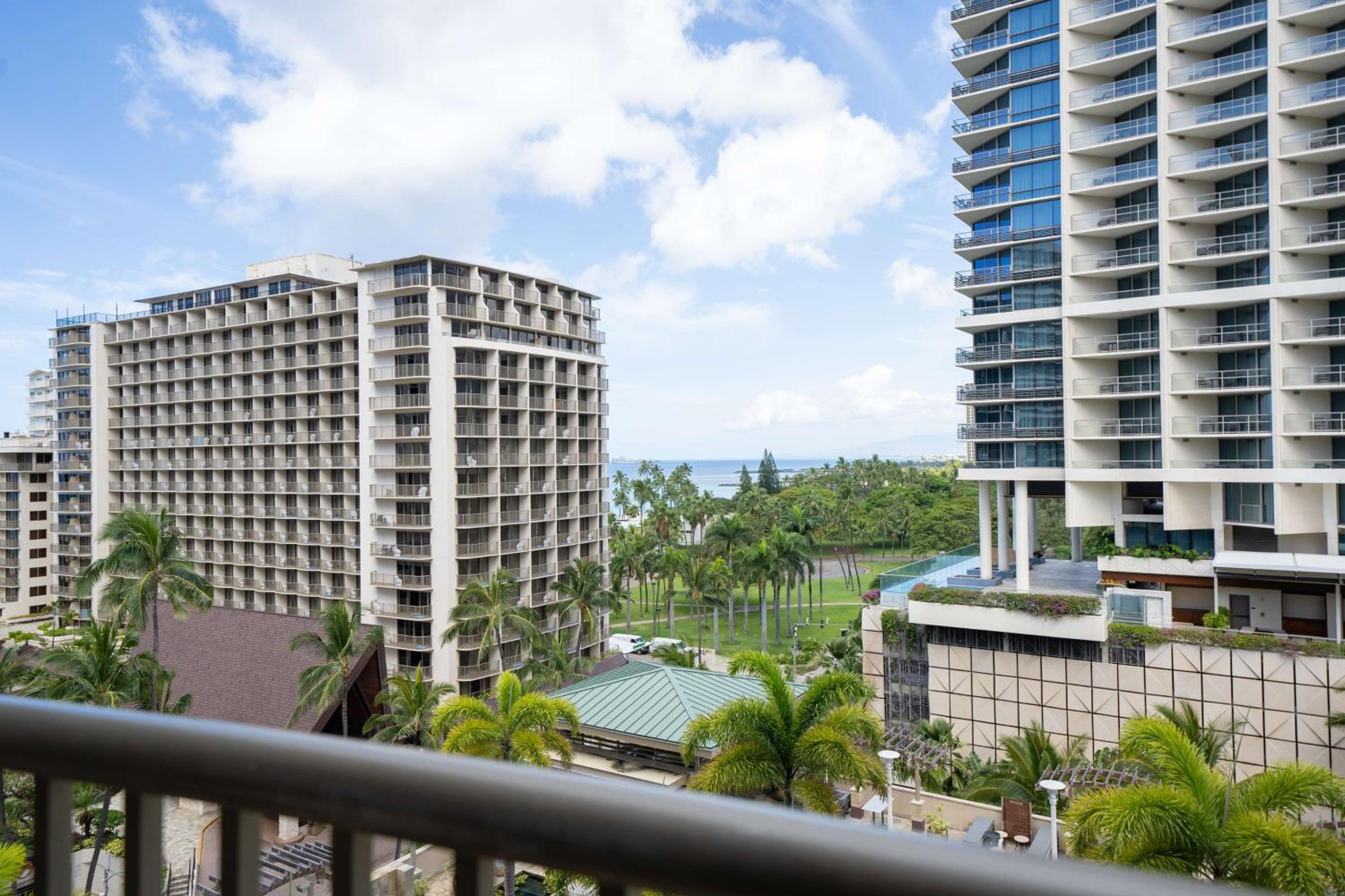King Suite with Partial Ocean View - Photo 7