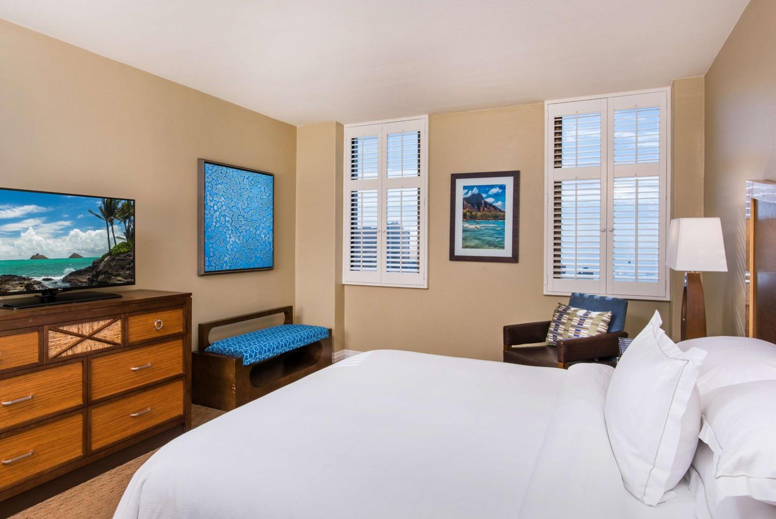 Two-Bedroom Suite with View - Lagoon Tower - Photo 4