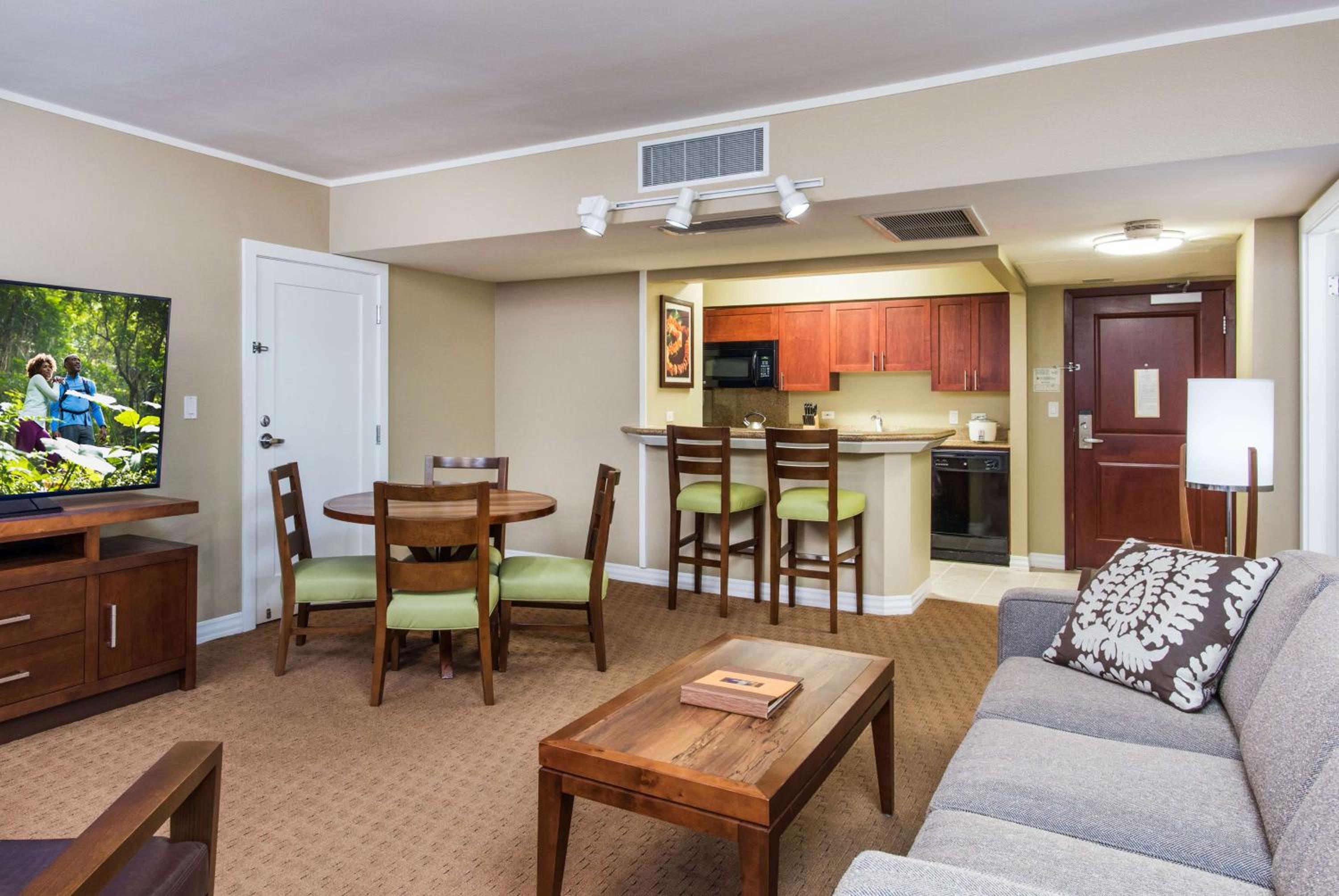 Two-Bedroom Suite with Sofa Bed and Ocean View - Lagoon Tower - Photo 6