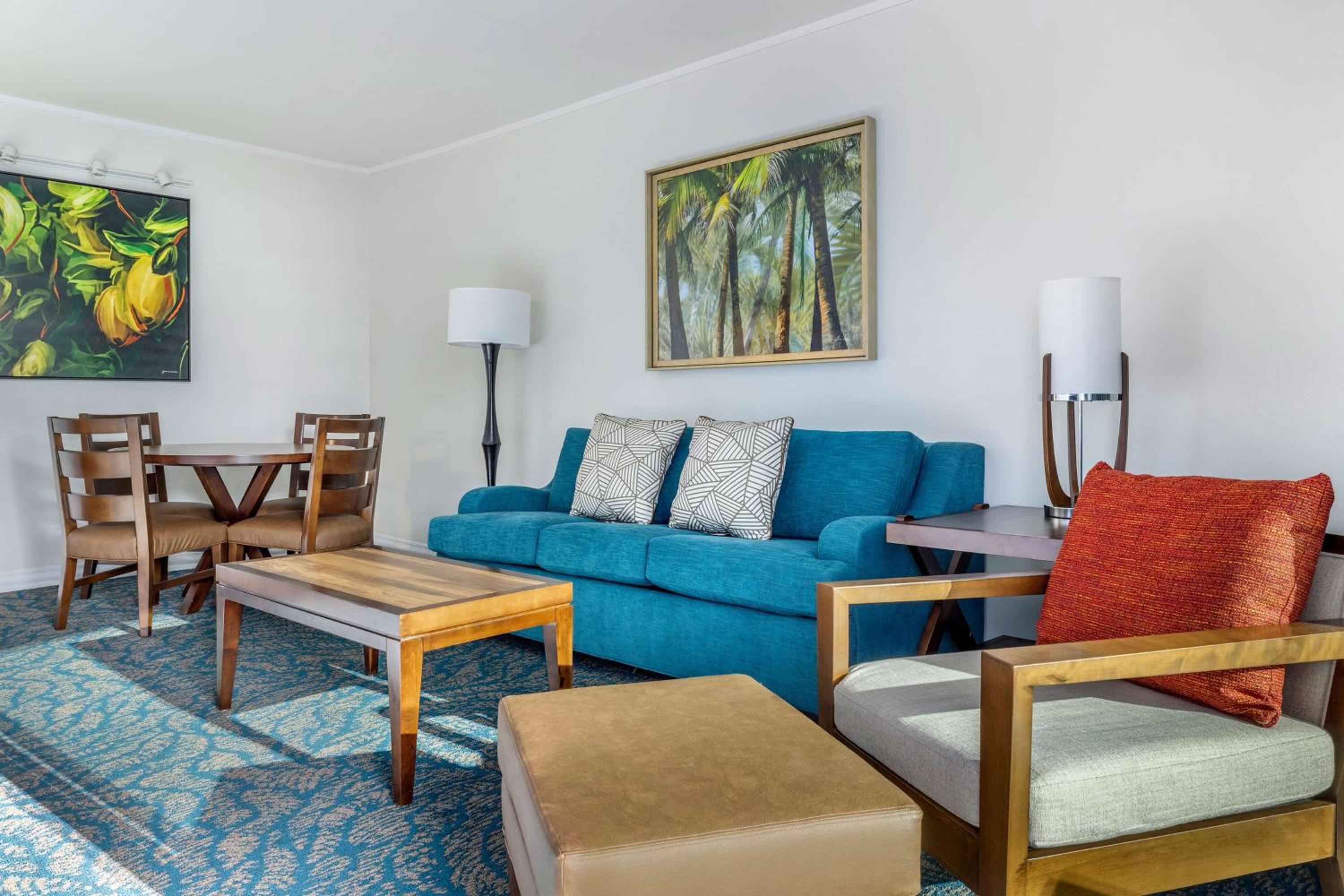 One-Bedroom King Suite with Sofa Bed and View - Lagoon Tower - Photo 5