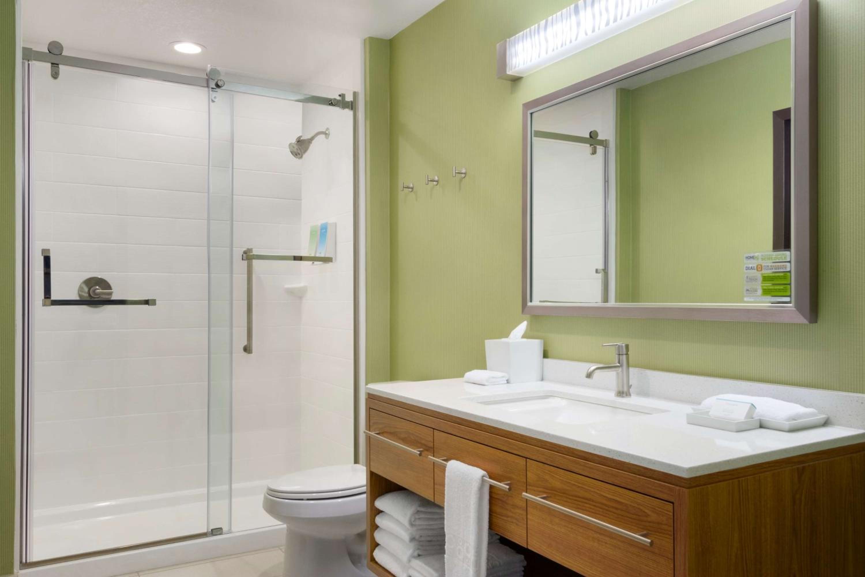 King Studio Suite - Hearing Access/Non-Smoking photo 2