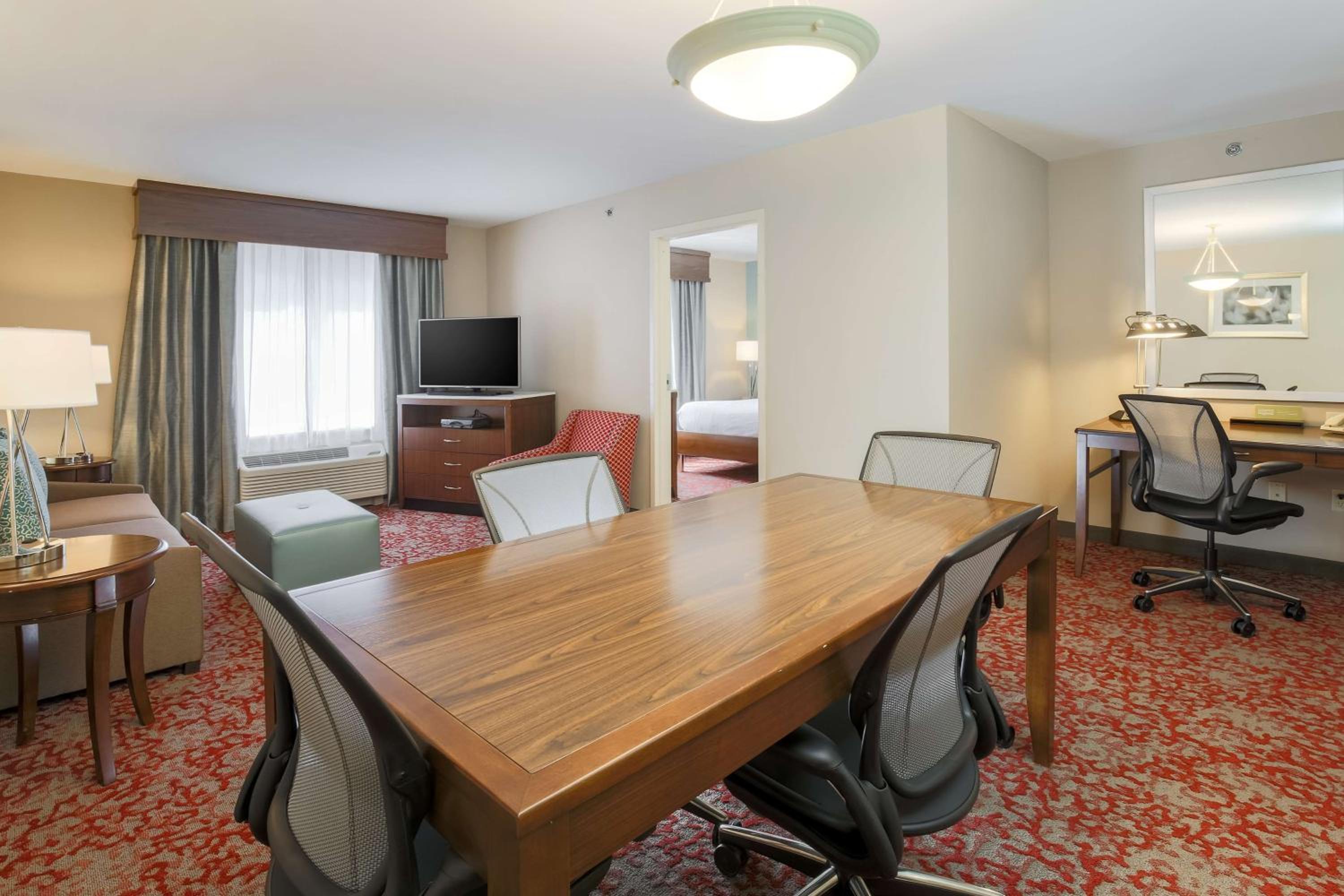 King Suite with Sofa Bed - Photo 4
