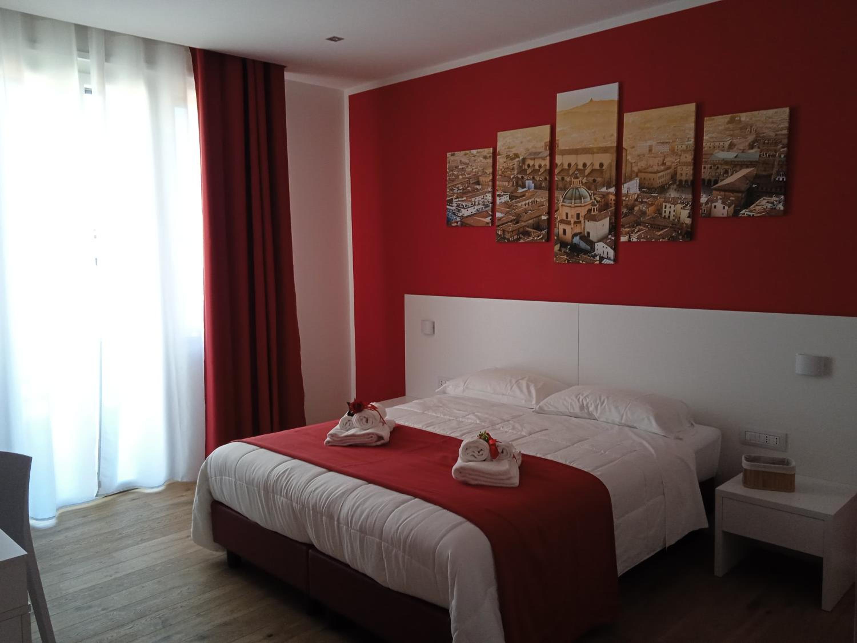 Double or Twin Room with Private Bathroom