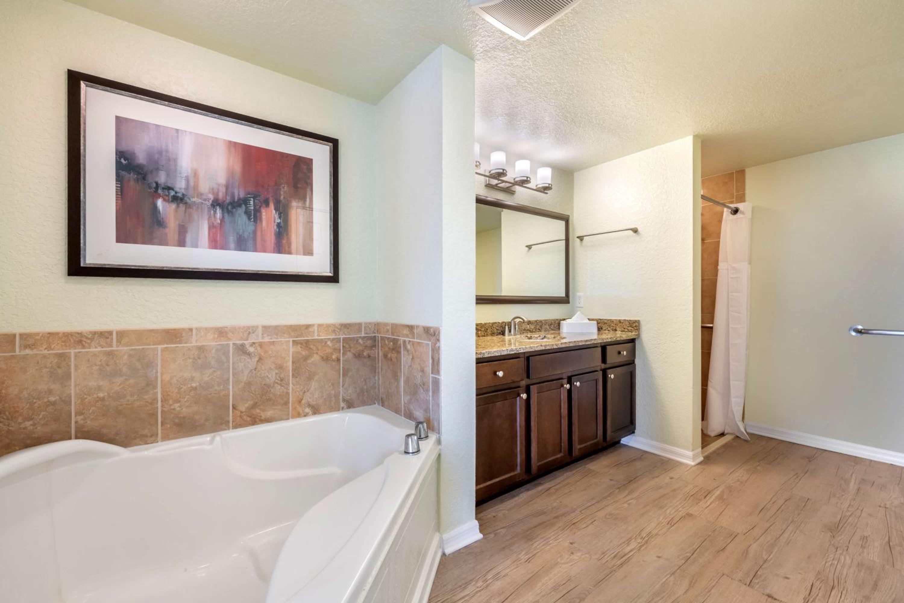 Two Bedroom Suite with Roll-In Shower - Accessible