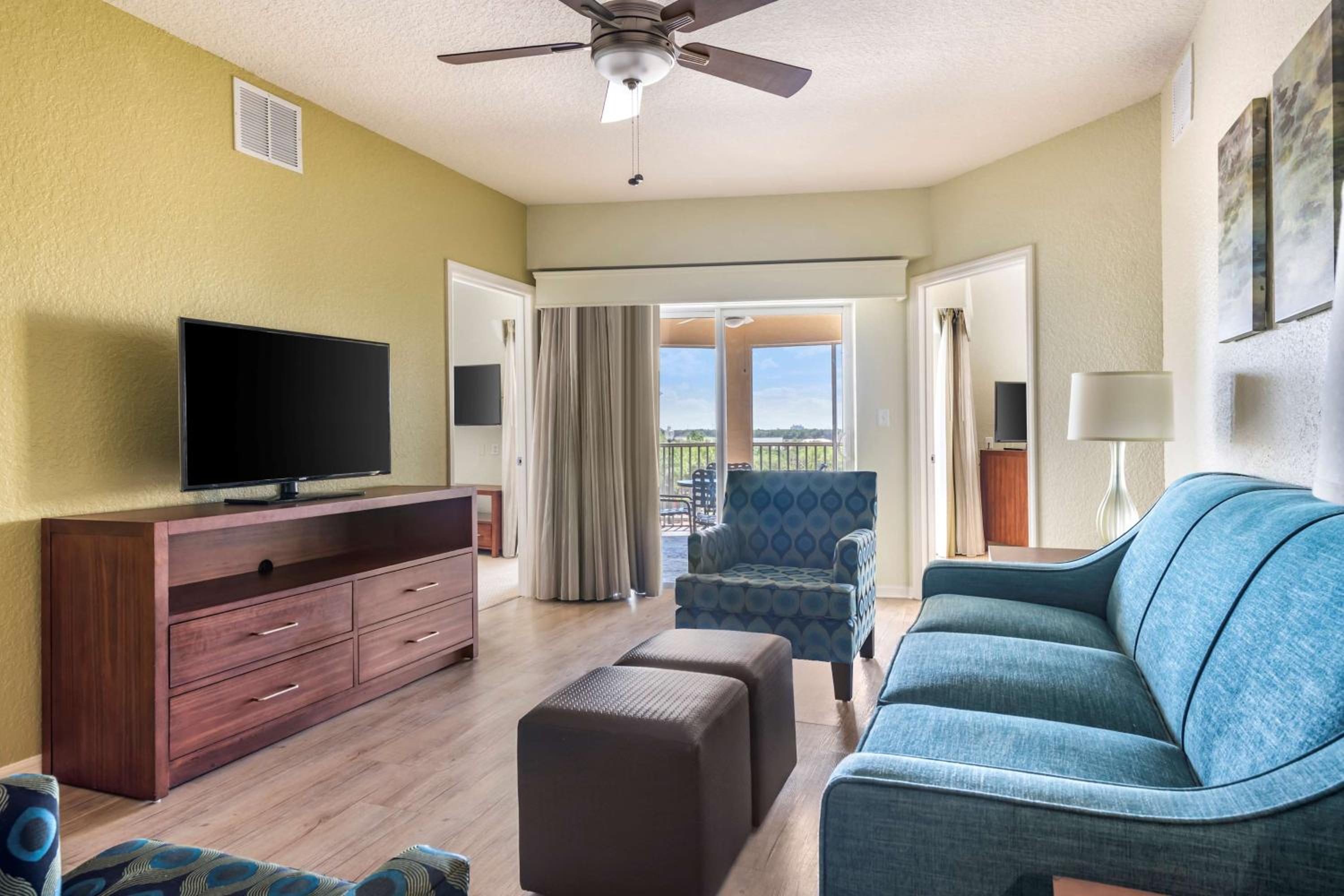 Two Bedroom Suite with Roll-In Shower - Accessible